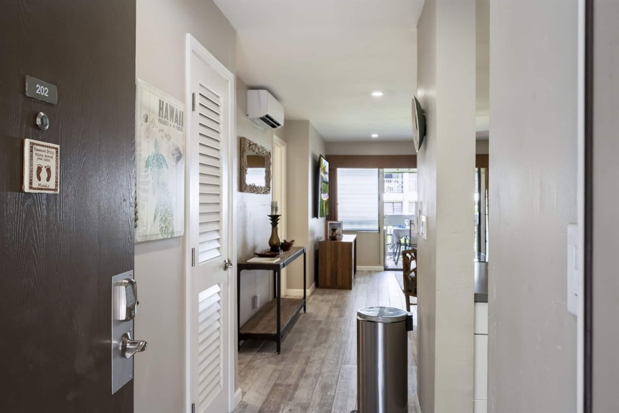 25% Off-Steps to Beach-AC in Every Room-Remodeled - Photo 36