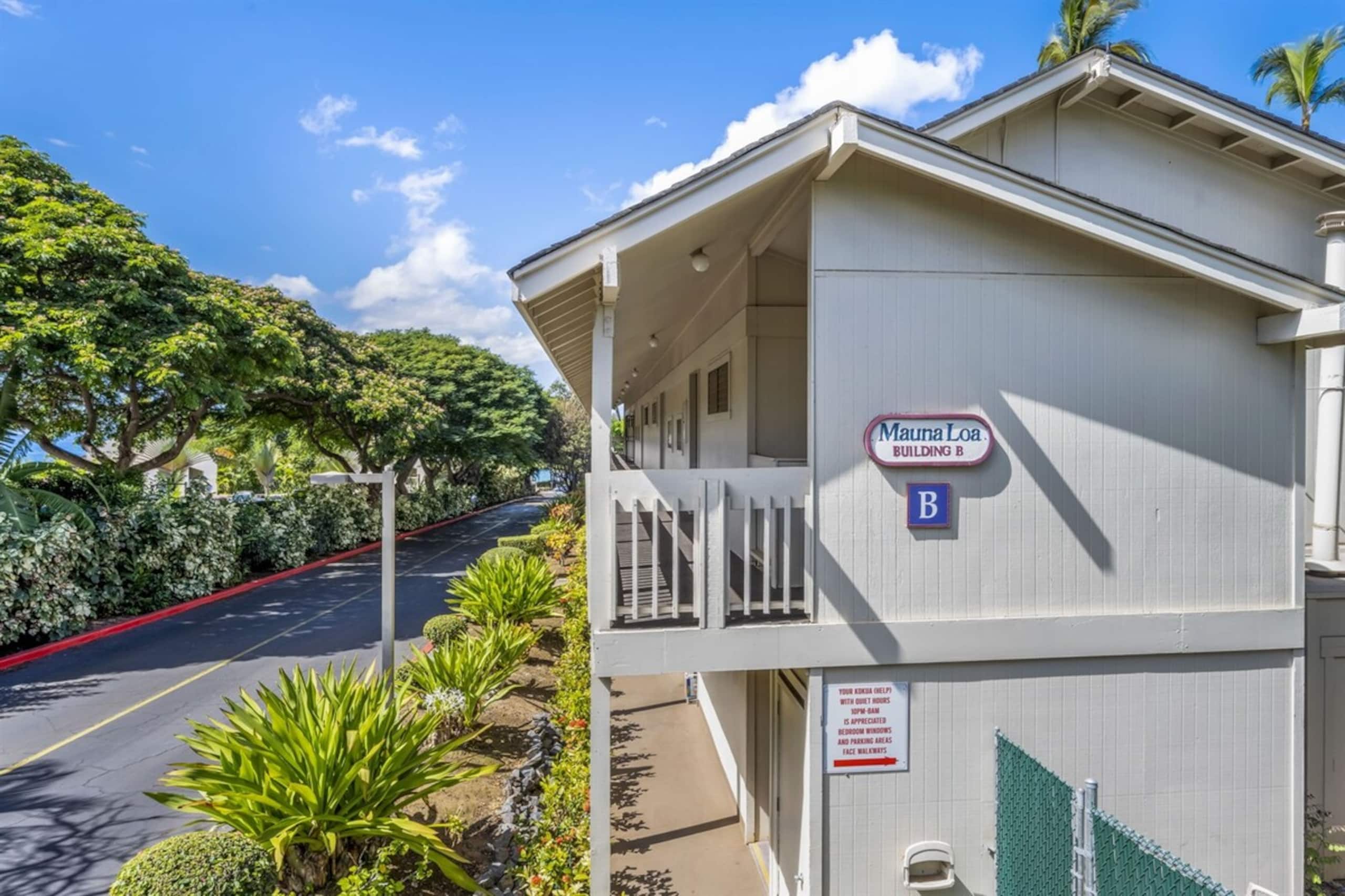 25% Off-Steps to Beach-AC in Every Room-Remodeled - Photo 43