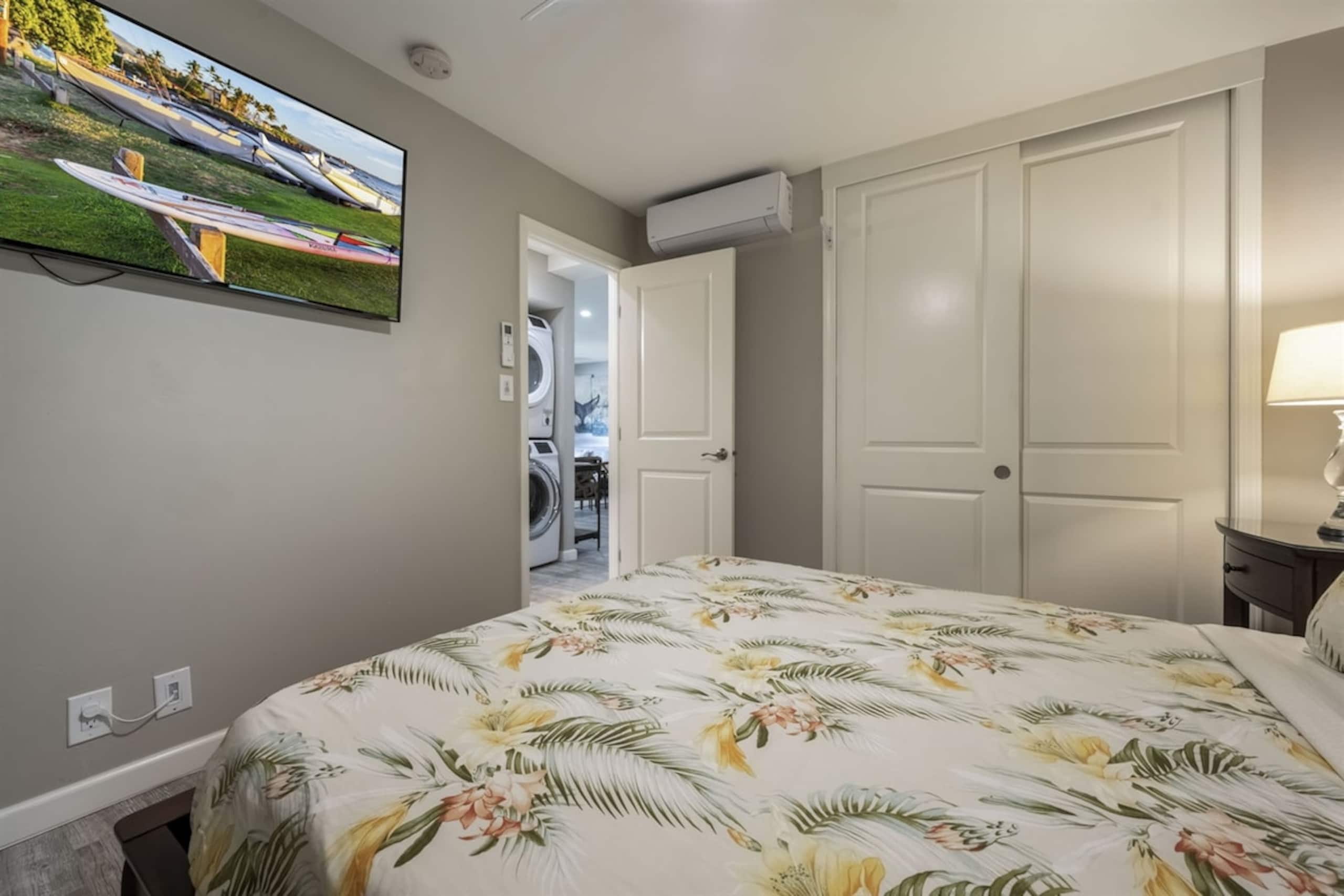 25% Off-Steps to Beach-AC in Every Room-Remodeled - Photo 14