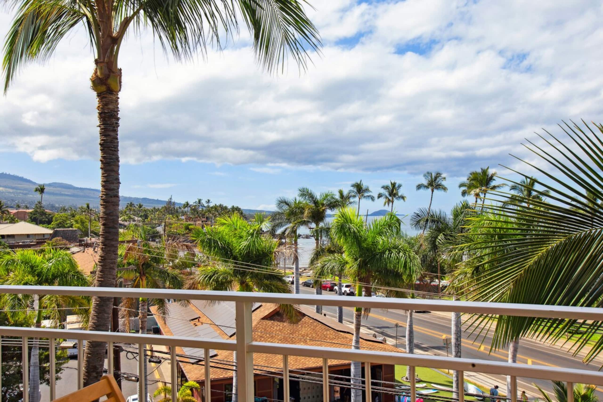 Aloha Vibes: Oceanfront View, Beach & Food Trucks - Photo 35