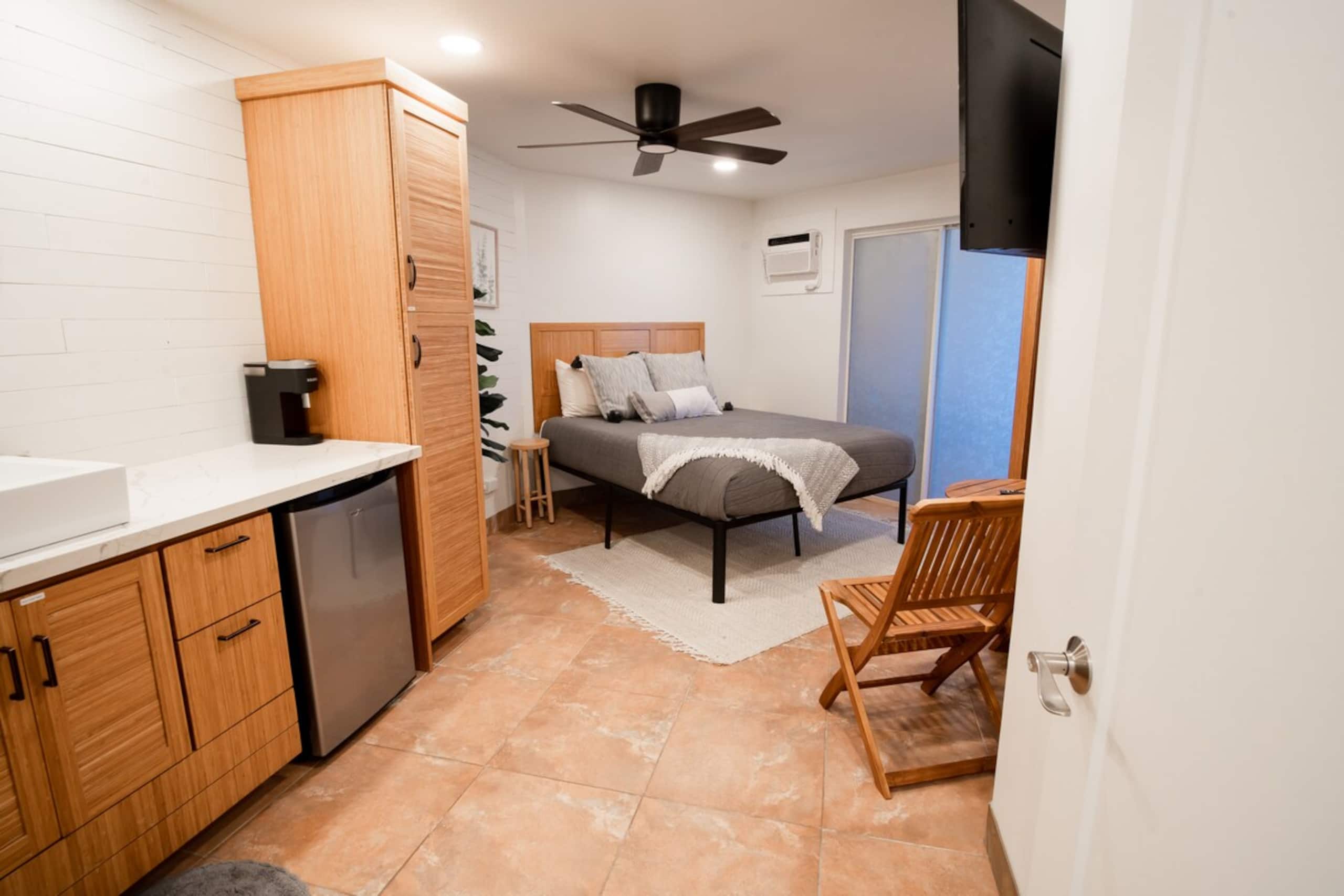 Bamboo Forest Getaway- Oceanfront, View & Pool - Photo 24