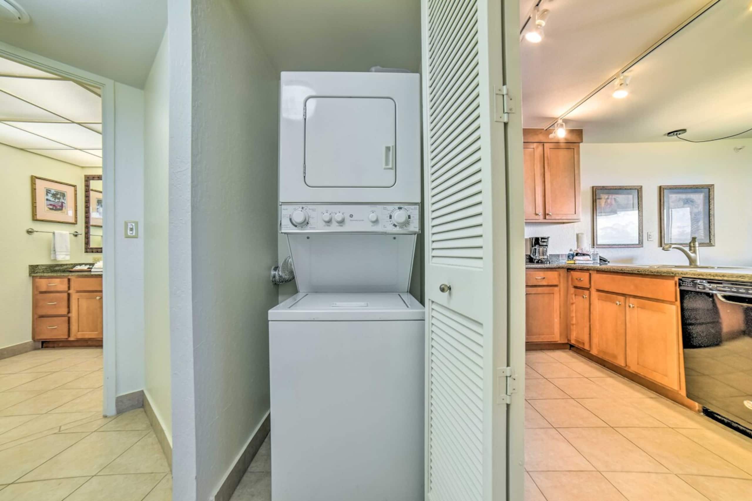 Cute Beachfront Condo w/ Lanai & Resort Pools - Photo 13
