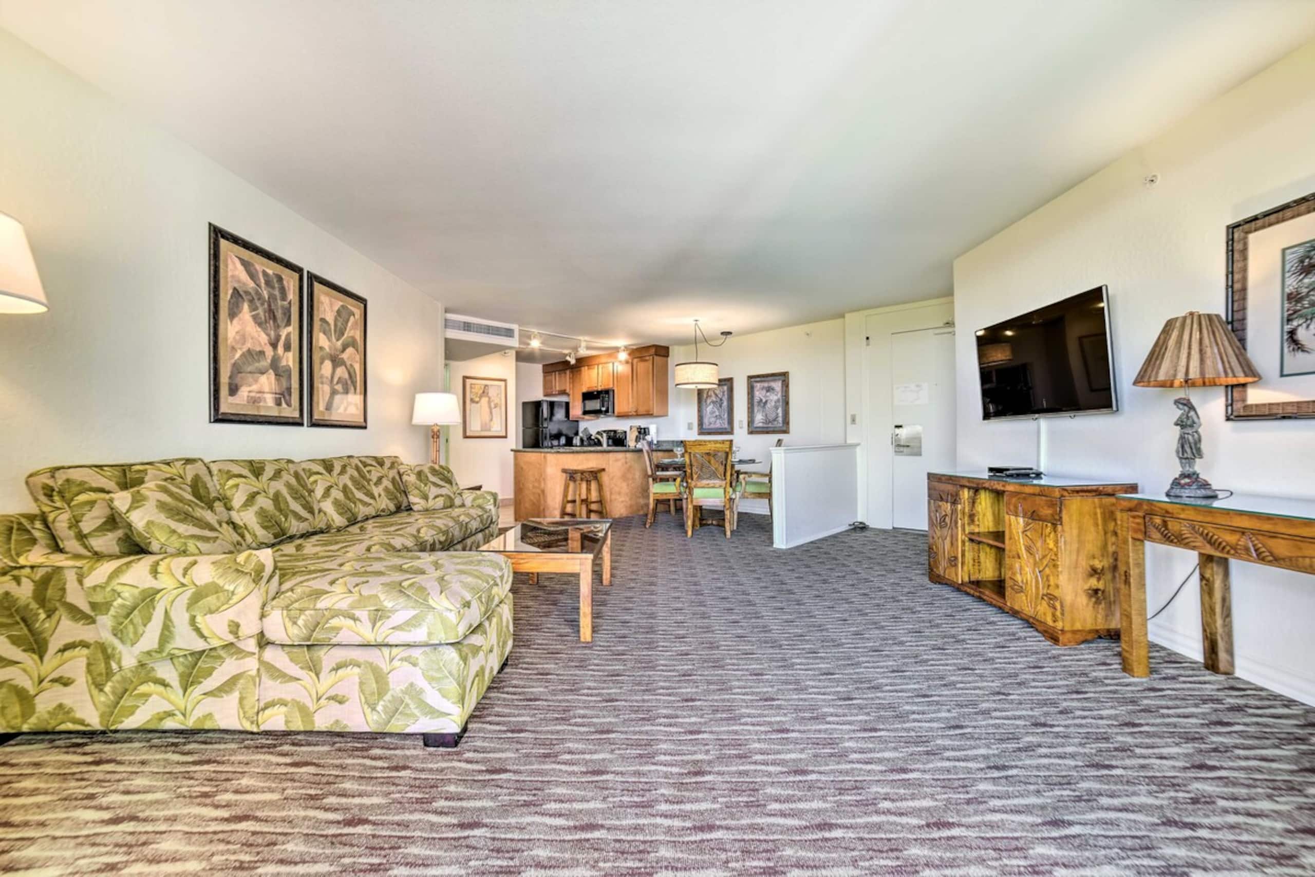 Cute Beachfront Condo w/ Lanai & Resort Pools - Photo 6