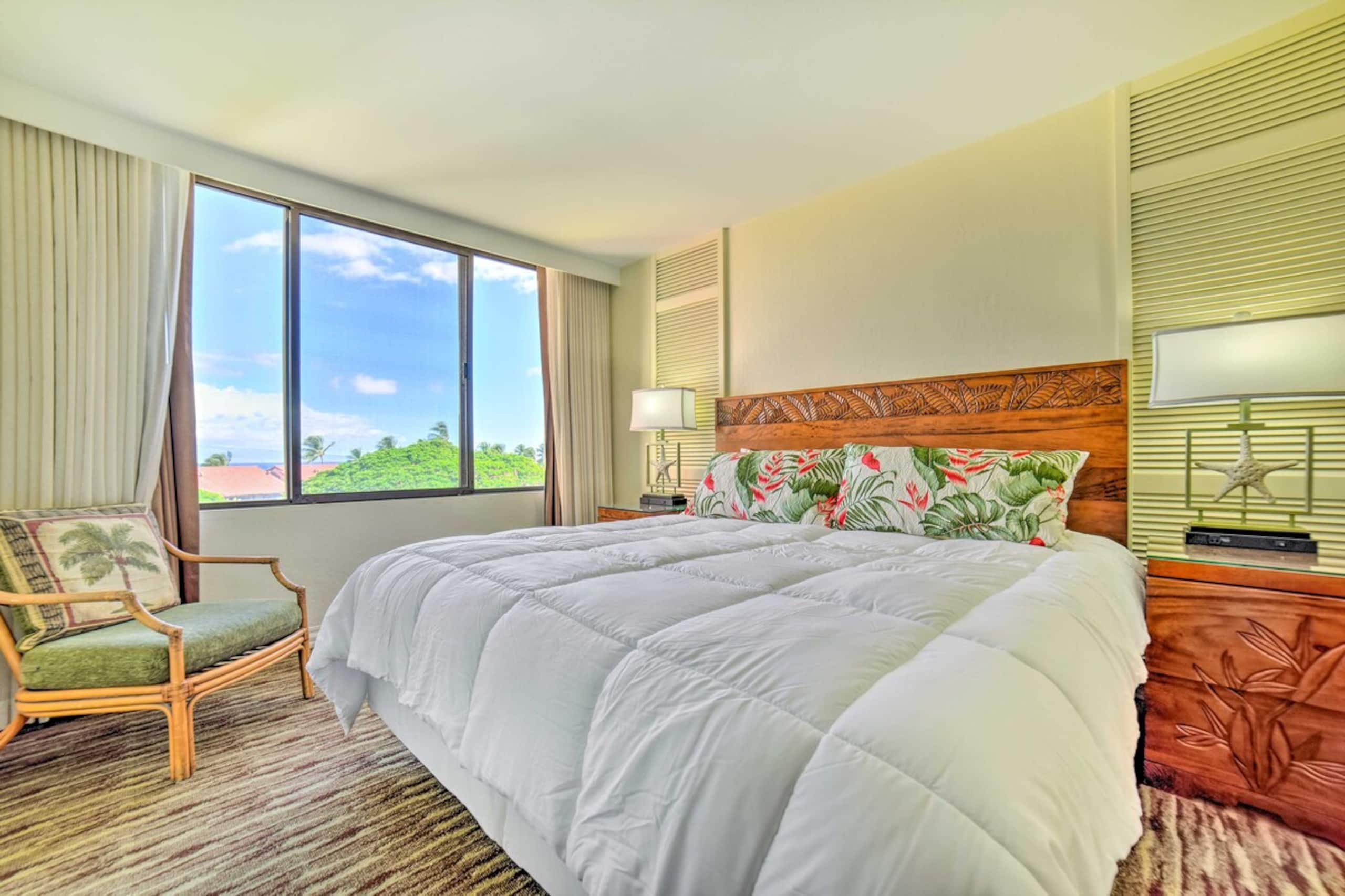 Cute Beachfront Condo w/ Lanai & Resort Pools - Photo 14