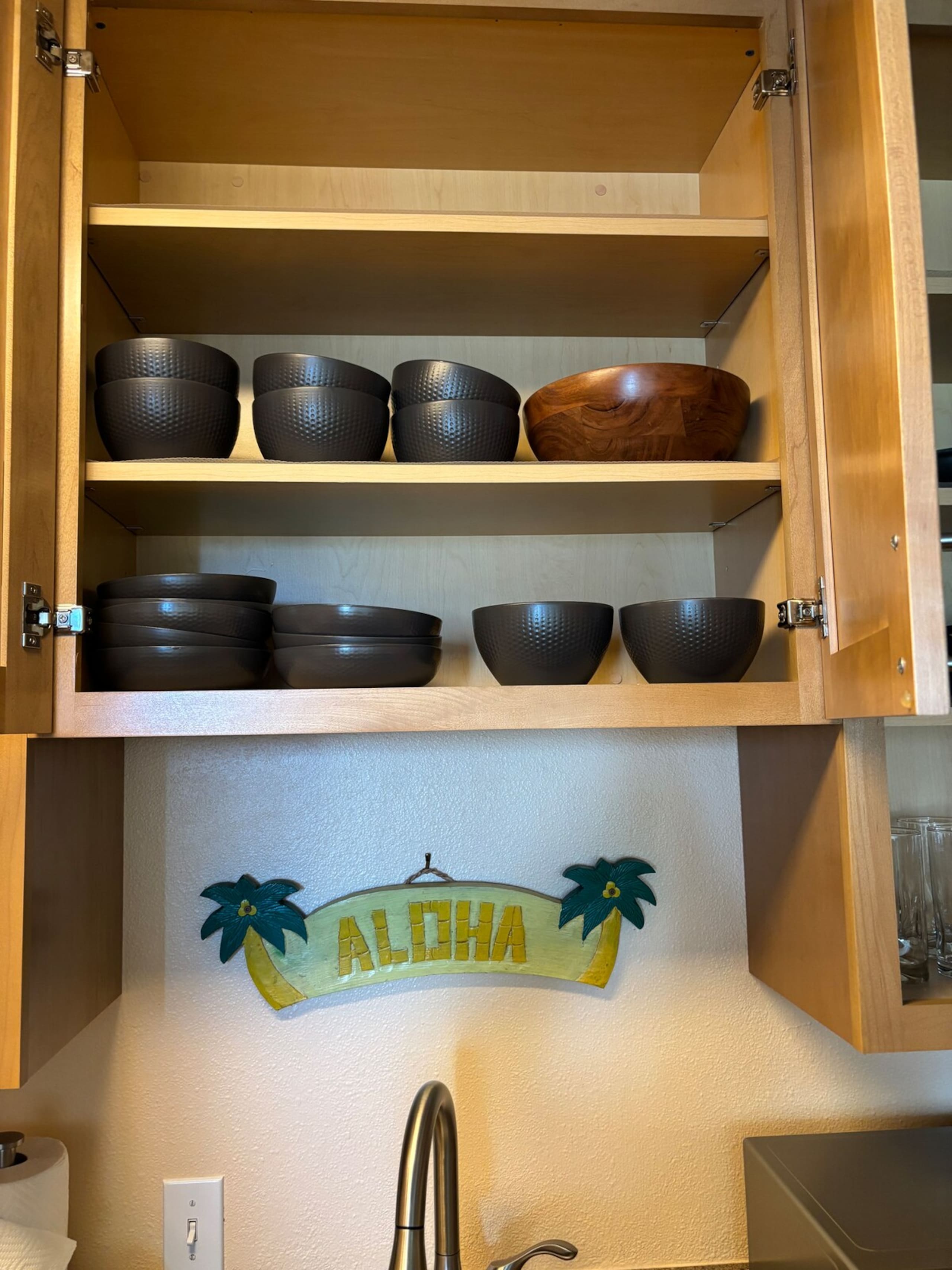 Oceanfront Views in the heart of Kihei - Photo 7