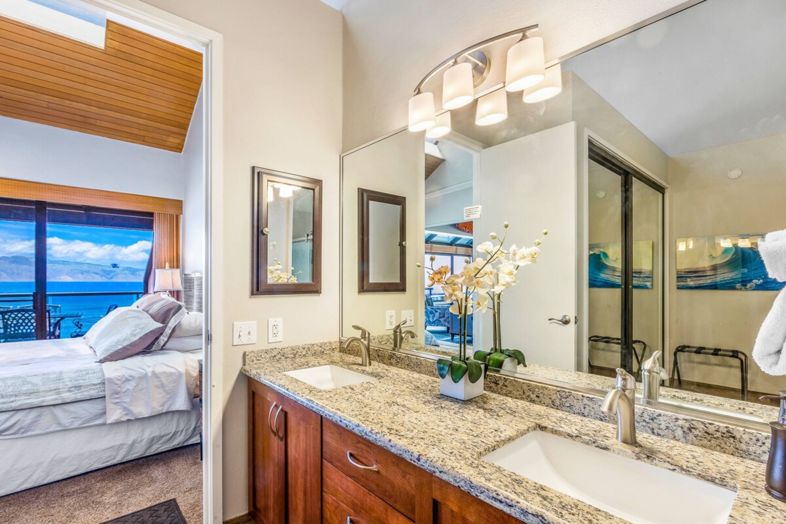 Stunning Oceanfront 3 Bed 3 Bath with AC 2700 sqft - Photo 14
