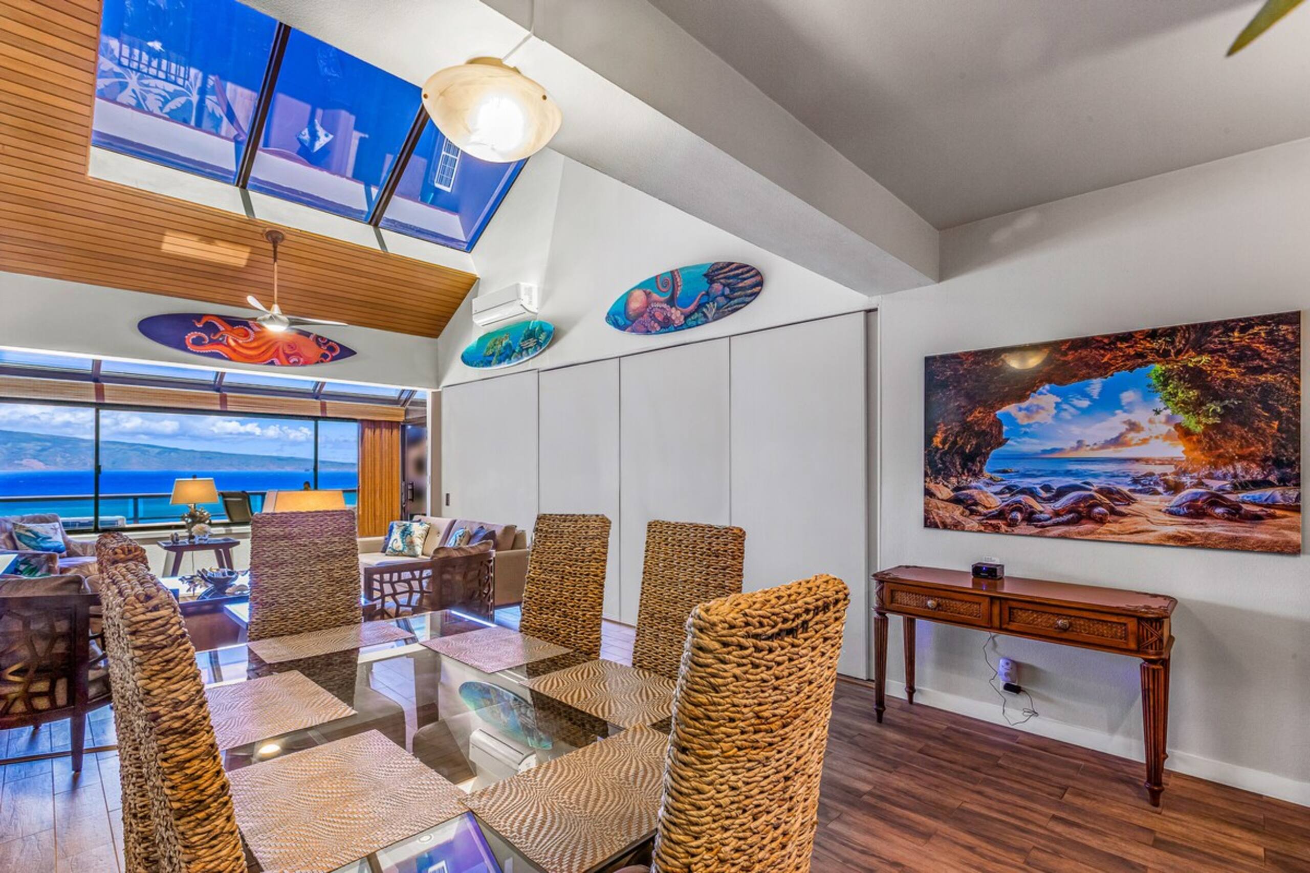 Stunning Oceanfront 3 Bed 3 Bath with AC 2700 sqft - Photo 6