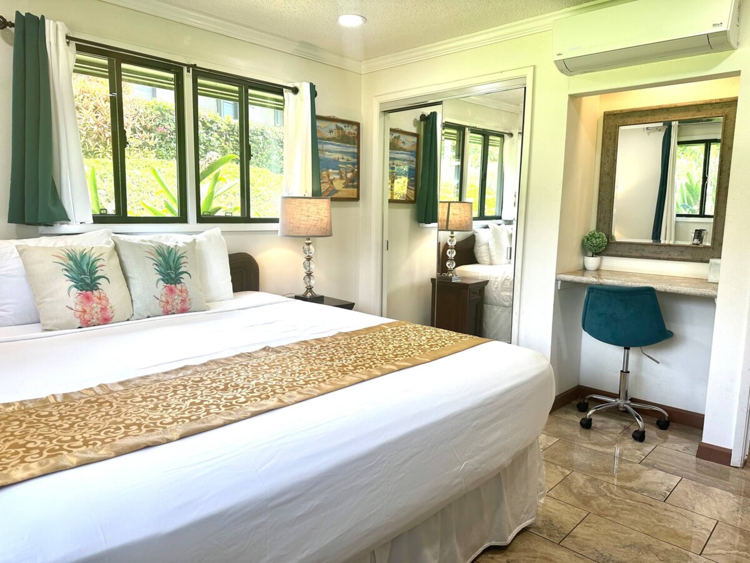 Beautifully Remodeled 3 Bedrooms/2Bathrooms - Photo 29
