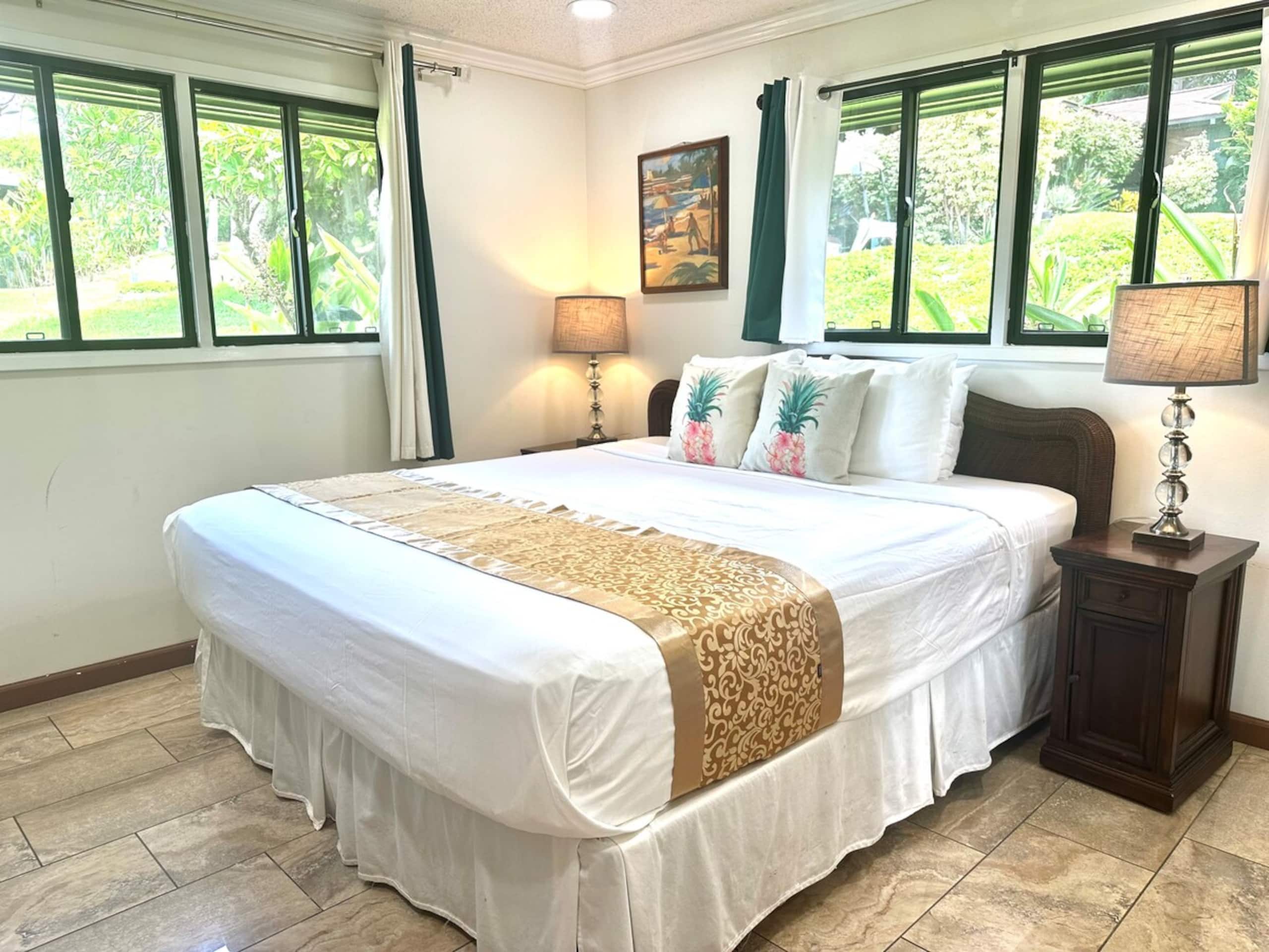 Beautifully Remodeled 3 Bedrooms/2Bathrooms - Photo 1