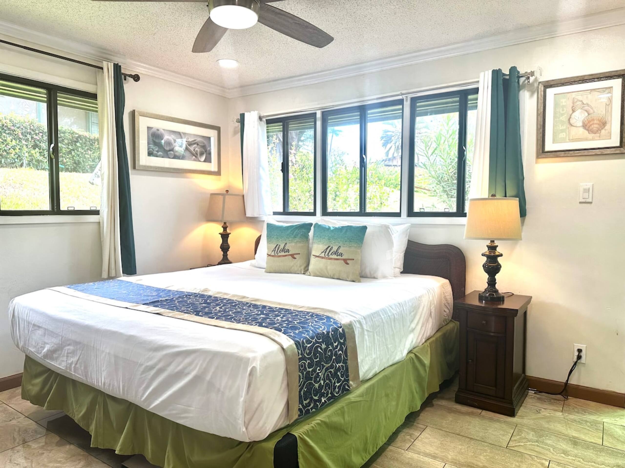 Beautifully Remodeled 3 Bedrooms/2Bathrooms - Photo 2