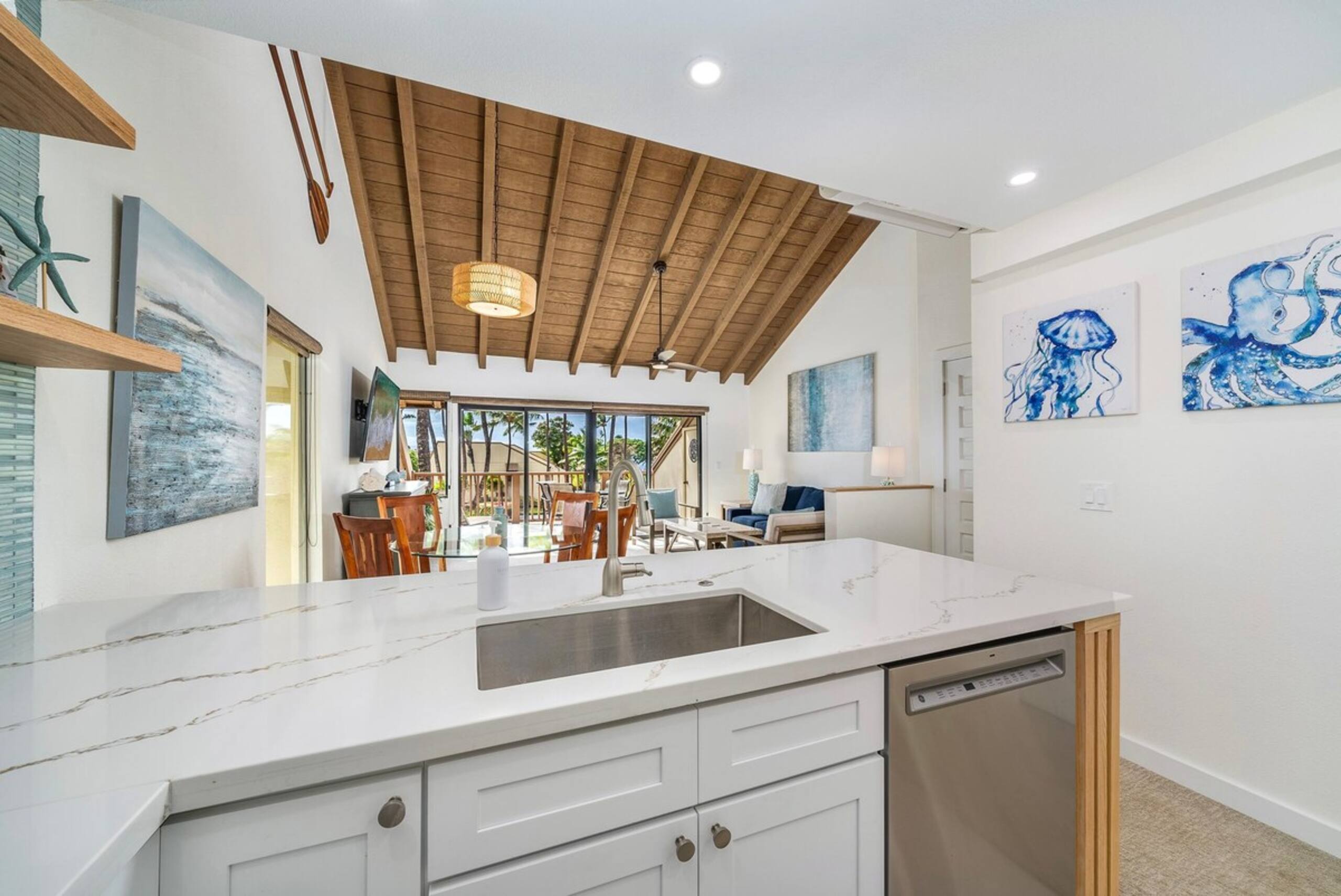 Stunning Remodel I Maui Kamaole I 201 - Photo 17