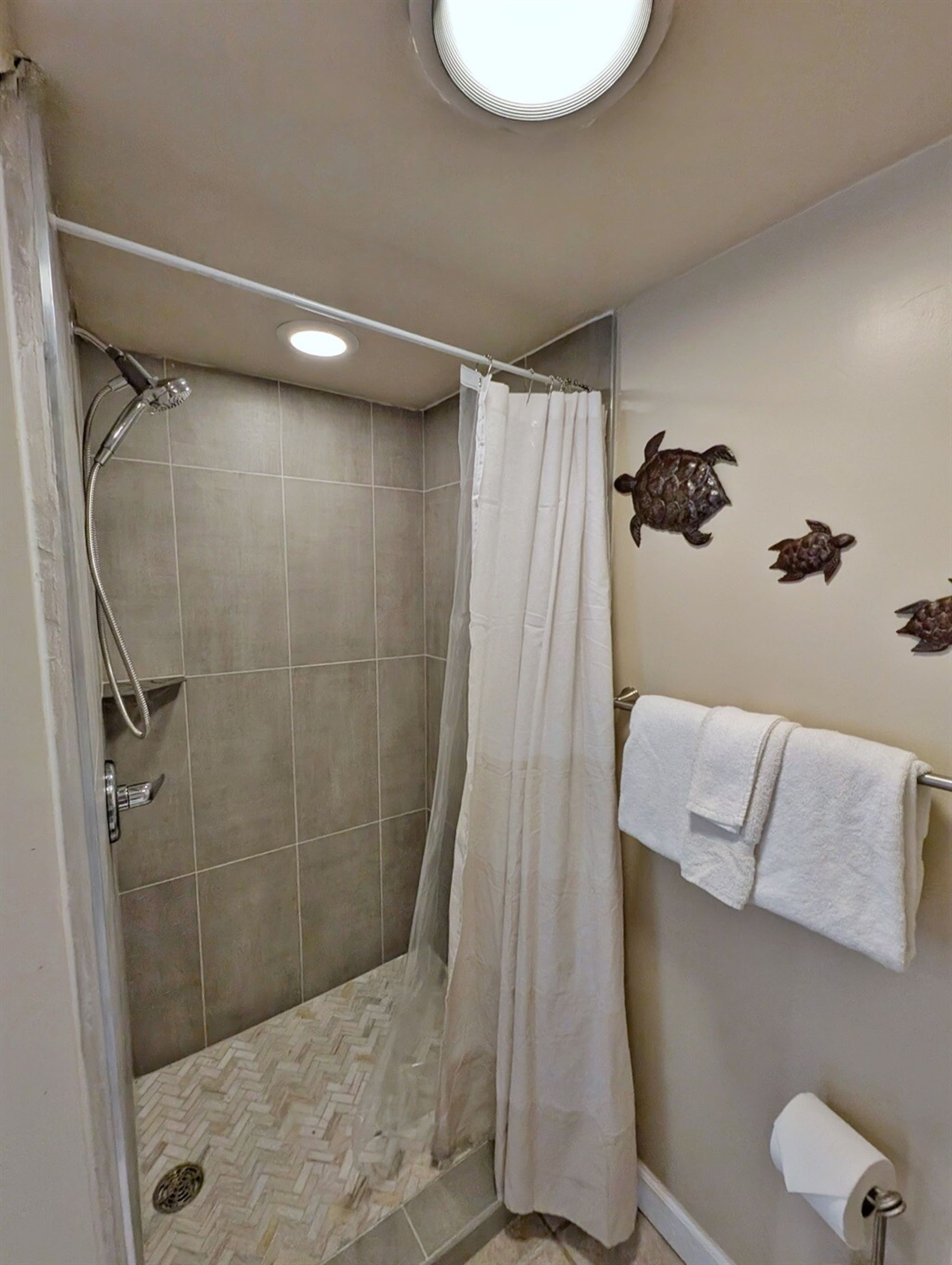 Bring the family Sleeps 10 - May Specials - Photo 21