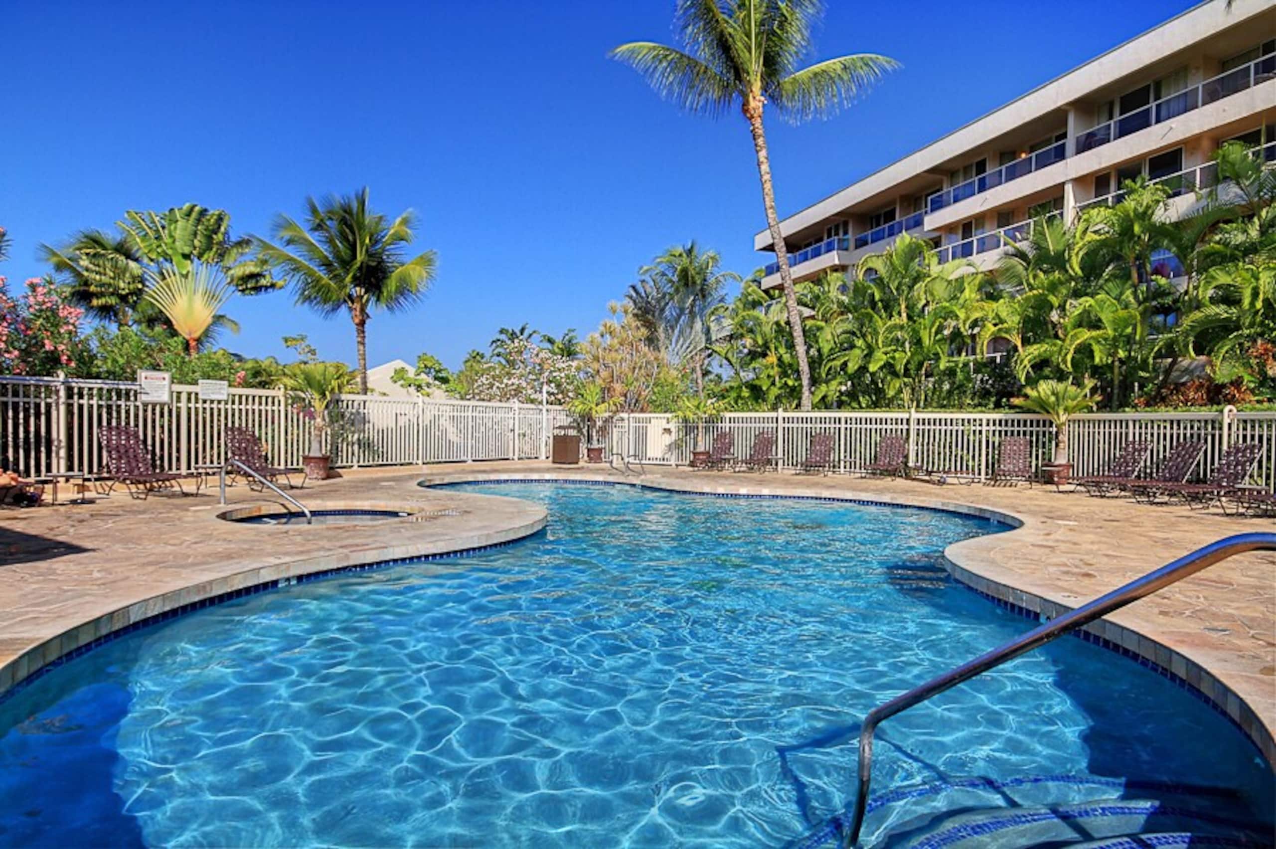 Across from the beach B202 - Maui Banyan Kihei - Photo 32