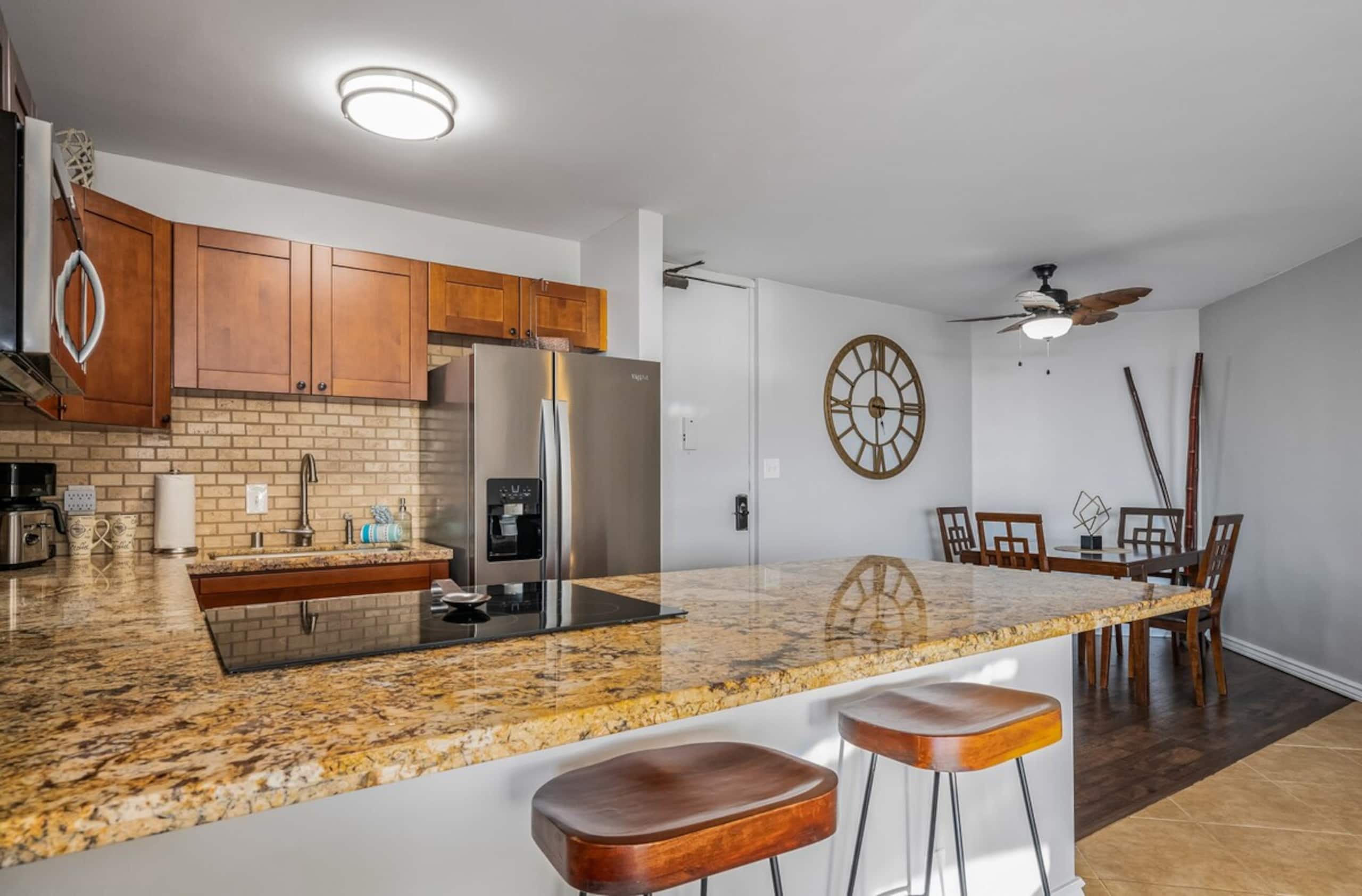 Kauhale Makai, Penthouse, Central AC, Ocean View - Photo 9