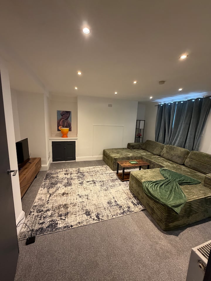 Vibrant Flat In The Heart Of Brightons Lanes - Brighton