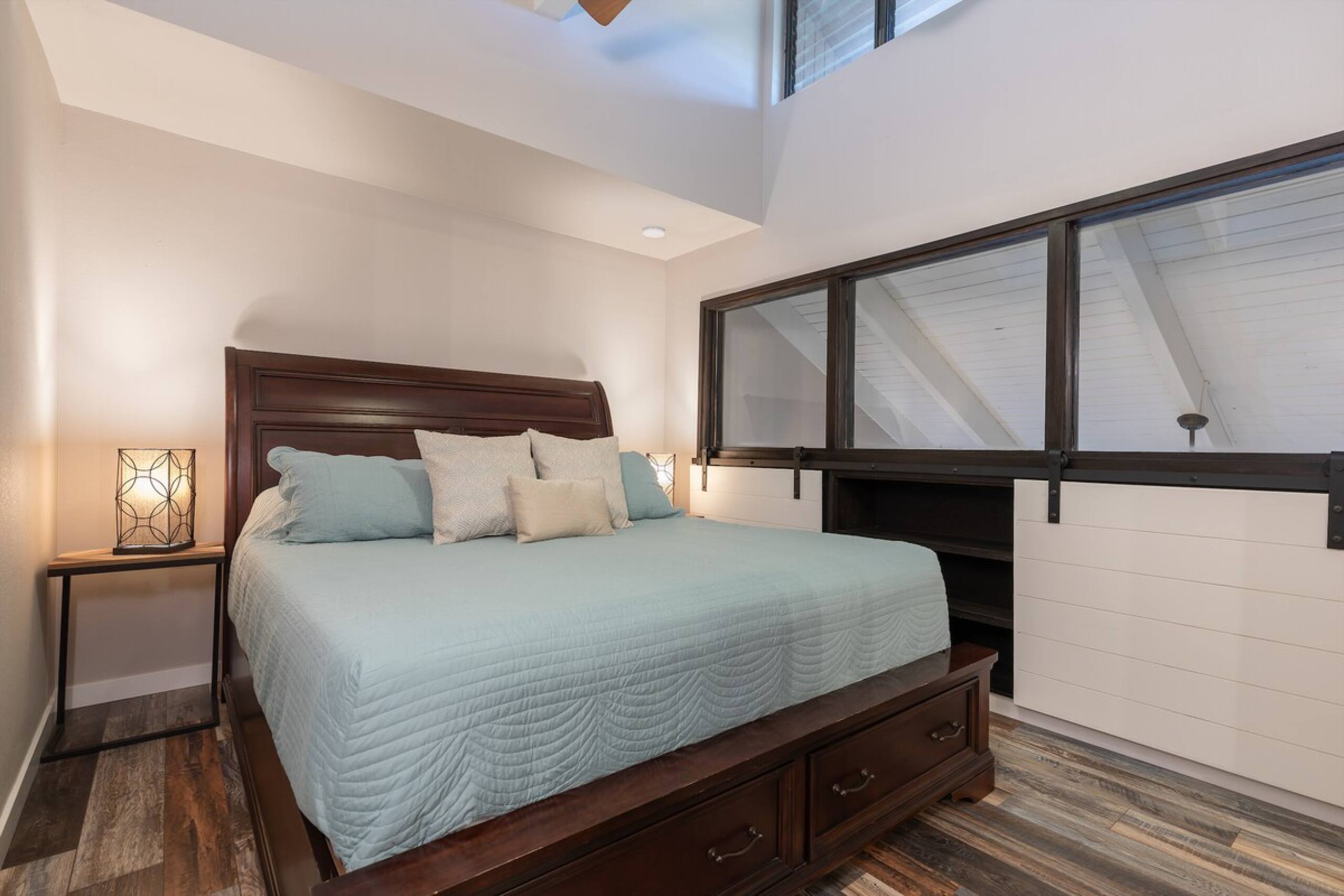 Newly Remodeled Near the Beach - Main photo
