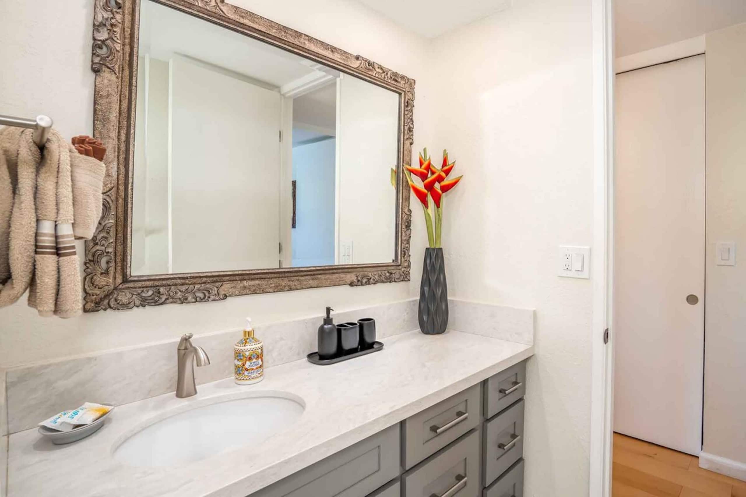 Stunning One Bd Partial ocean, AC, wifi,Pool C209 - Photo 31