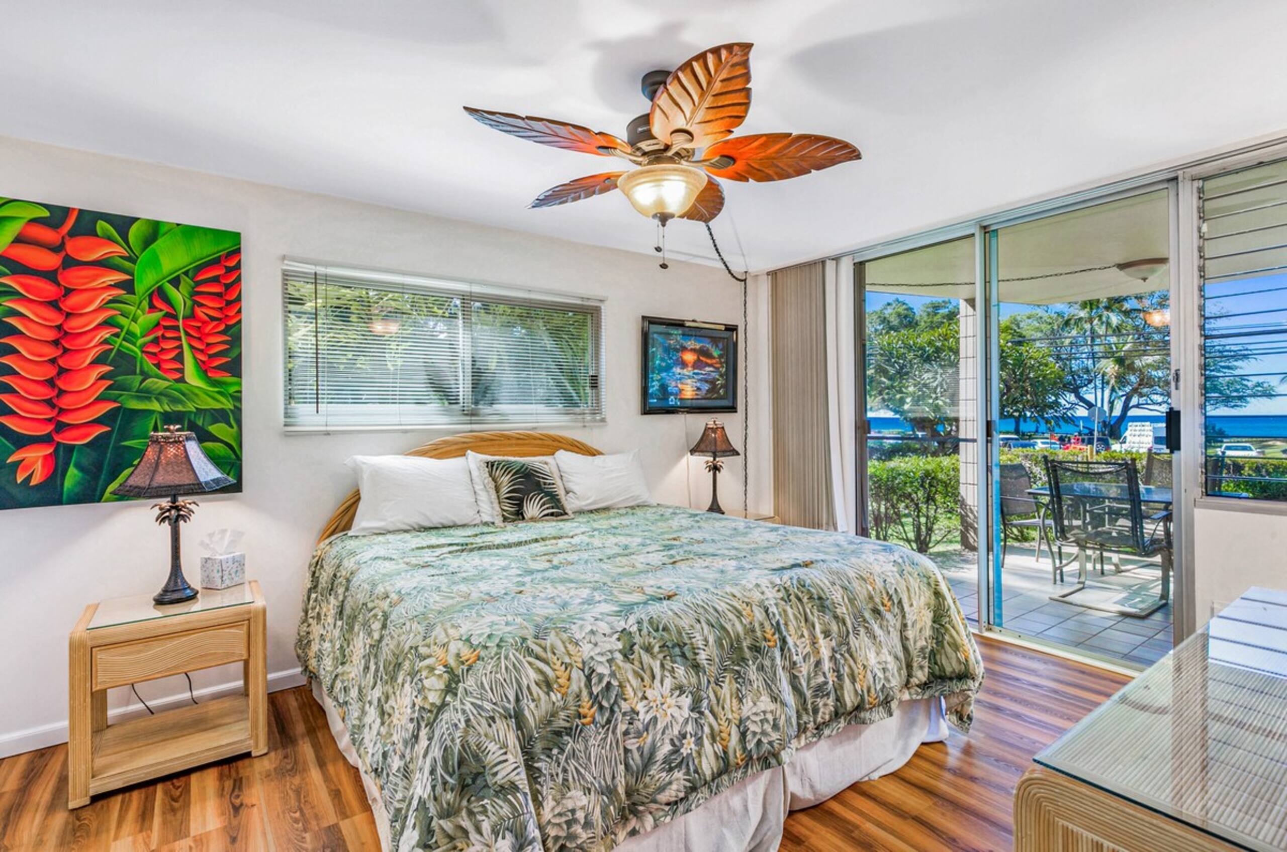 Maui Tropical Getaway w/ Ocean View, Pool, A/C - Photo 32