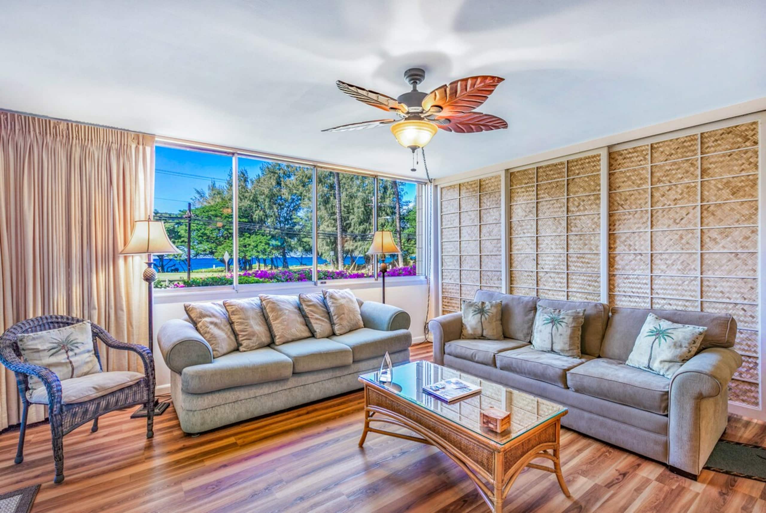 Maui Tropical Getaway w/ Ocean View, Pool, A/C - Photo 10
