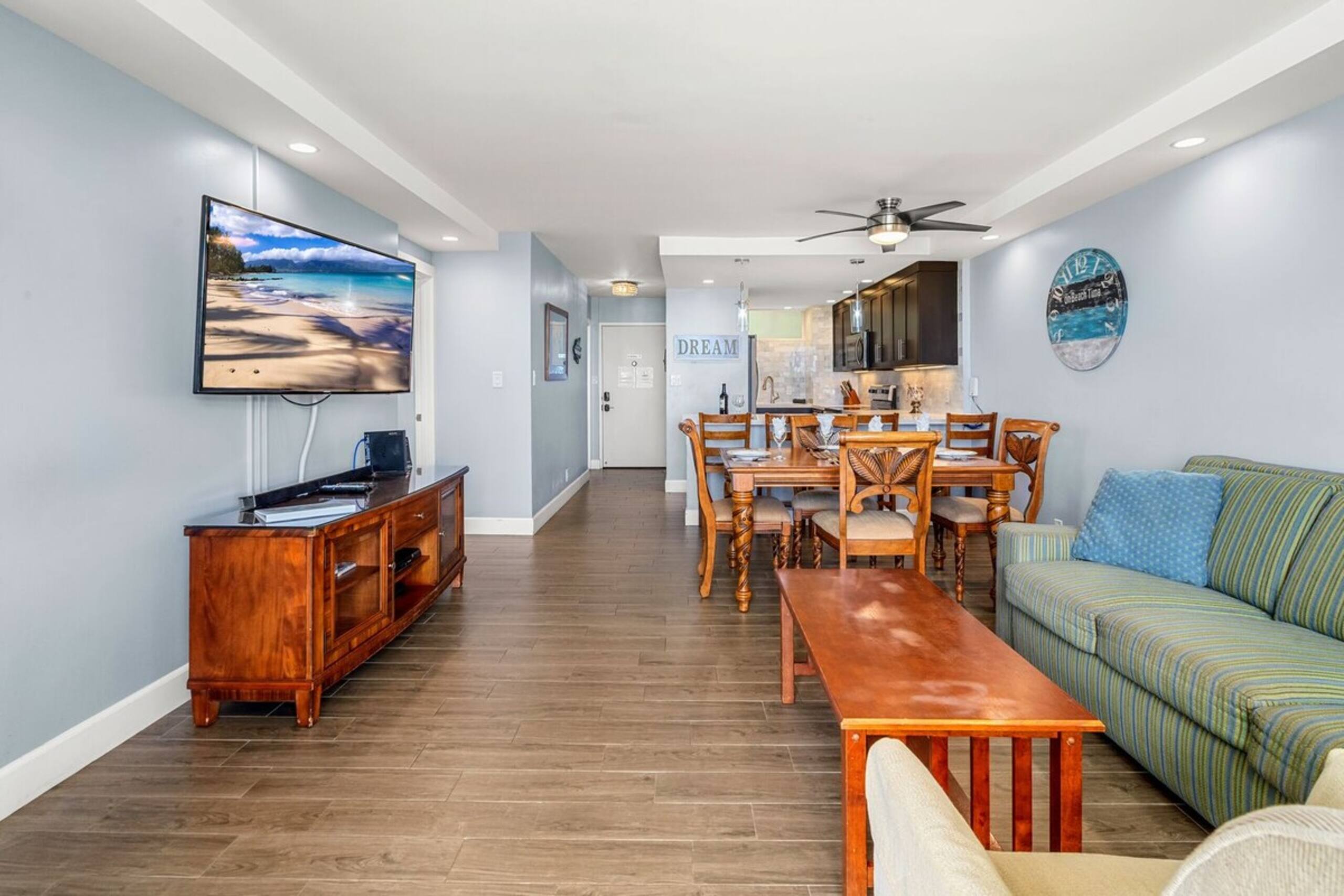 Amazing Front Row Luxury Ocean Views on the Beach - Photo 3