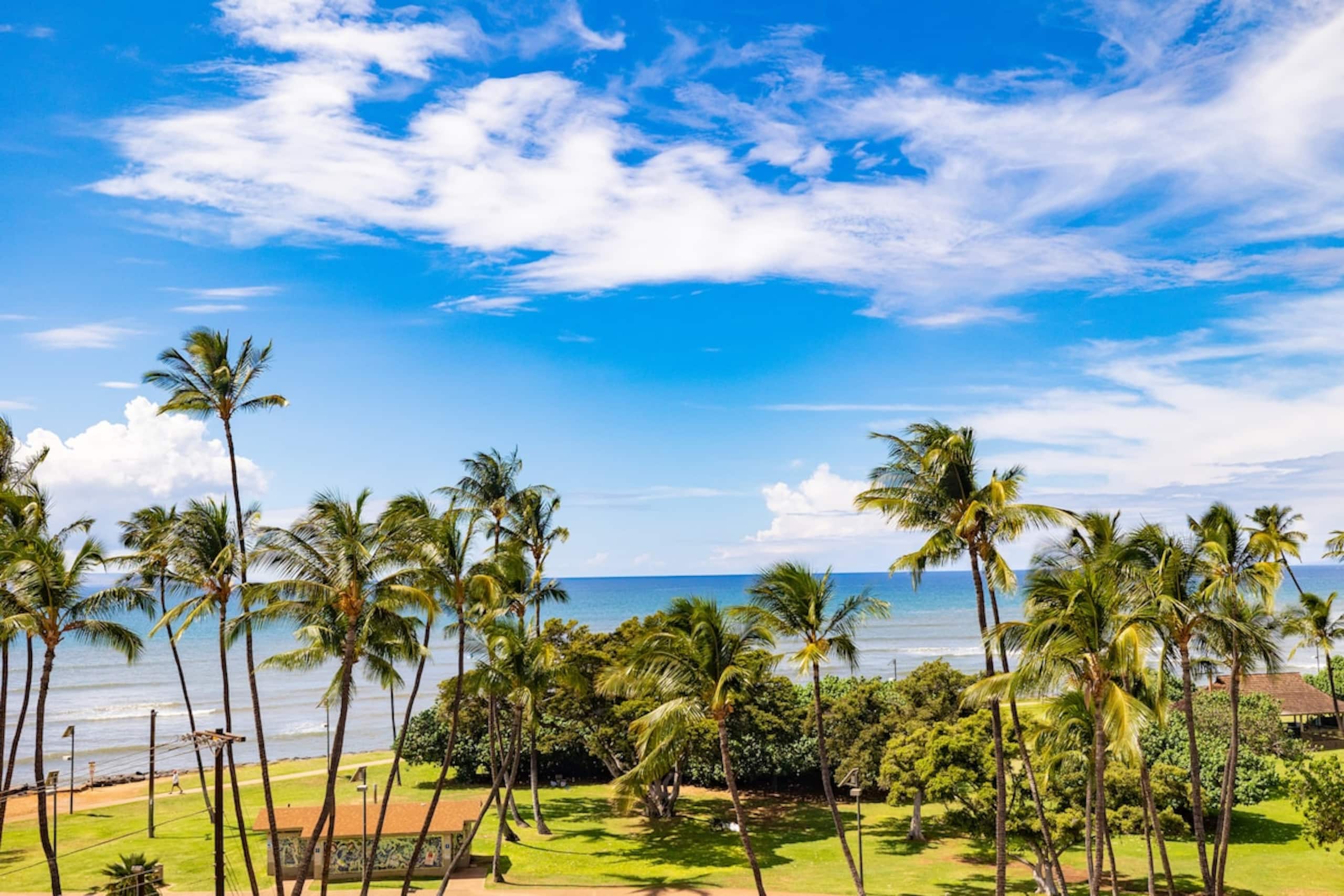 Top Floor Ocean Views, Beach & Restaurant Access - Photo 17