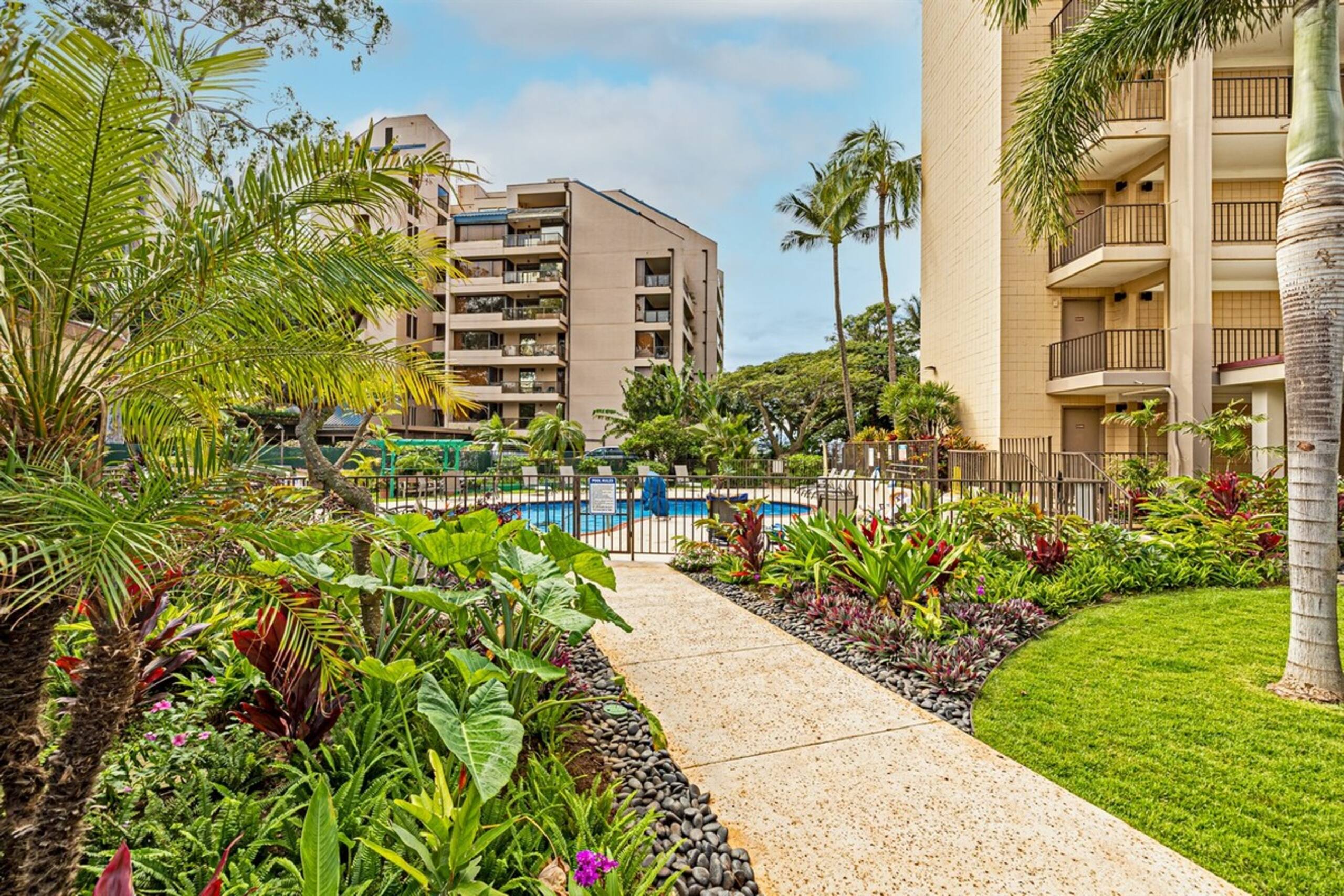 Valley Isle Resort 209 - Vacation West Maui - Photo 40