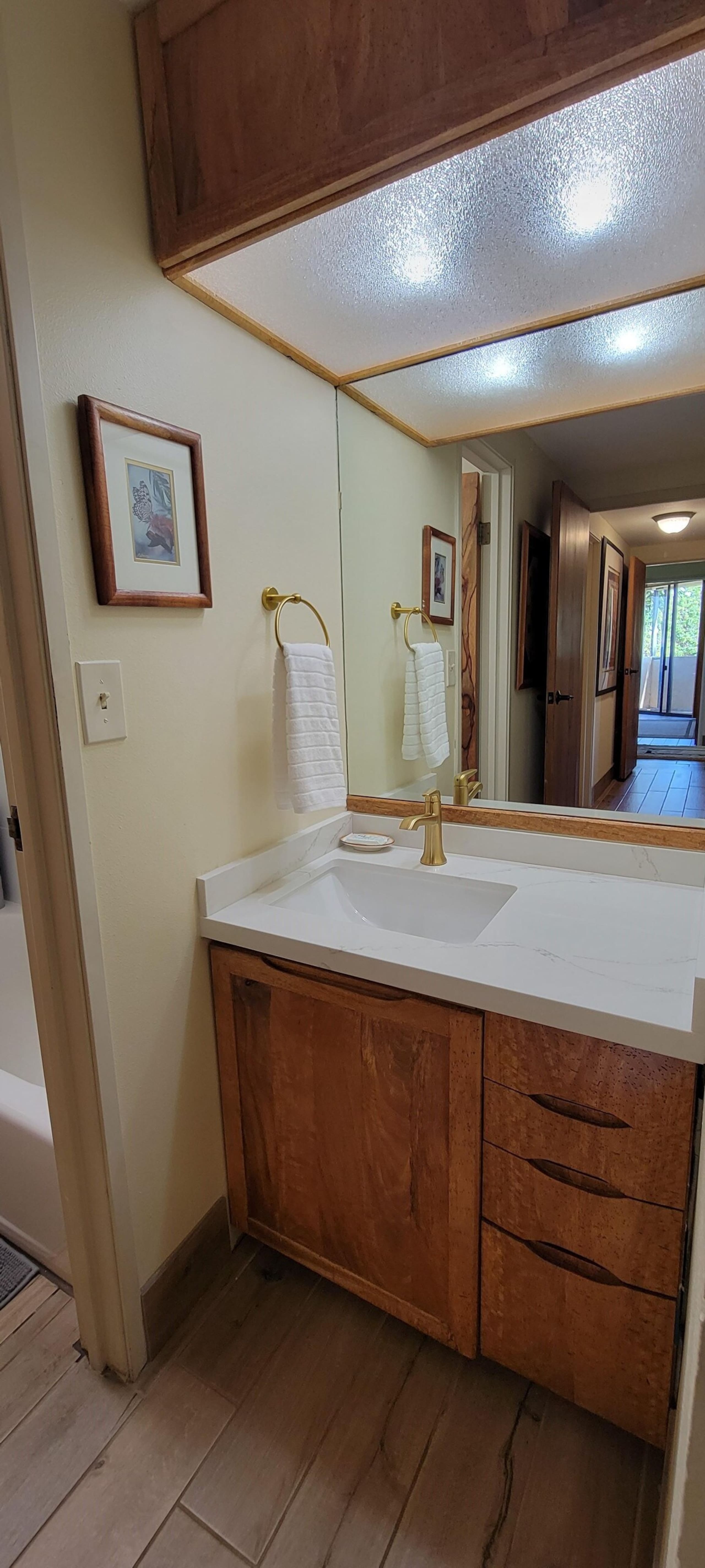 Maui Sunset B223 3 BR, 3 BA Ocean Front Condo w/ S - Photo 20