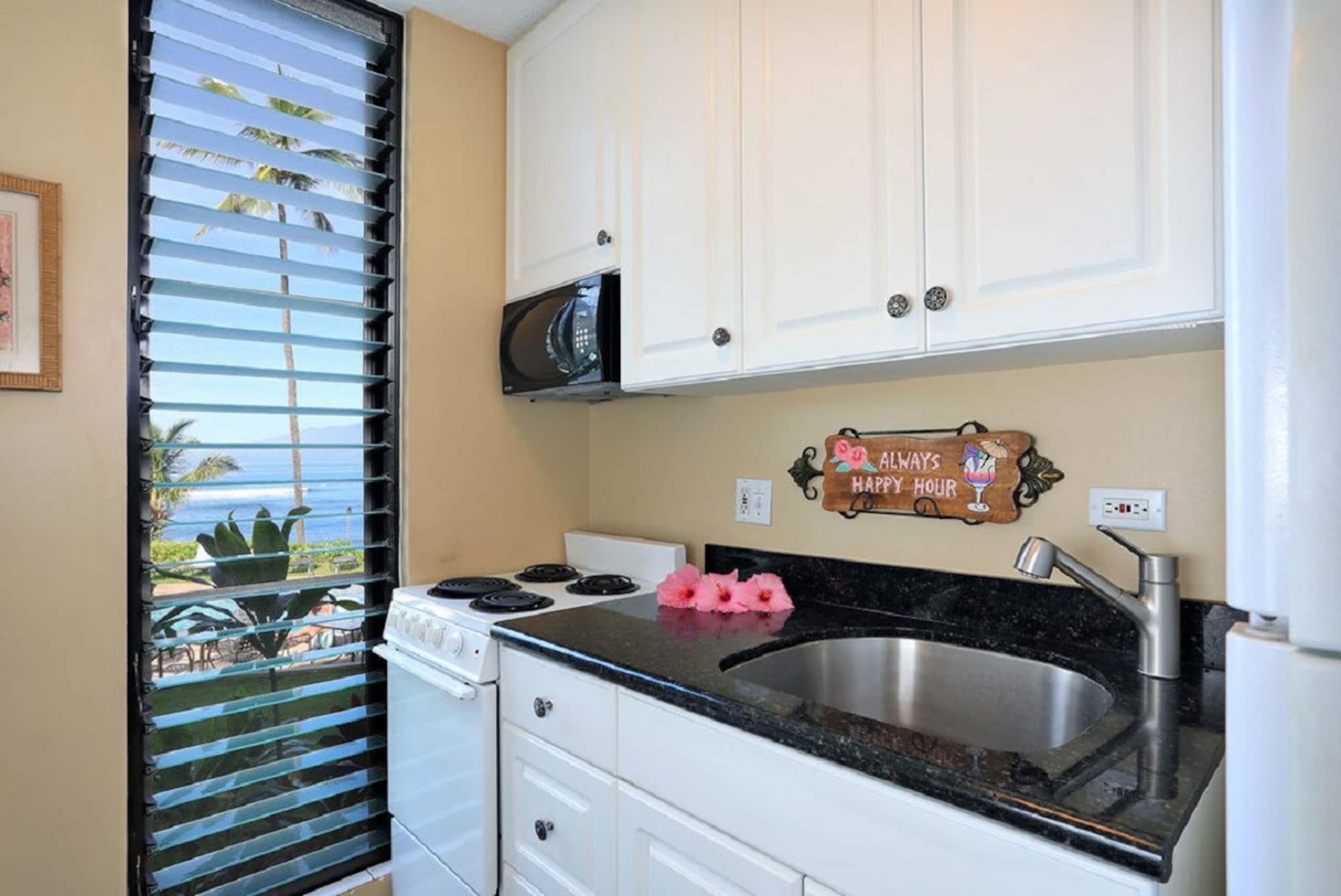 Oceanfront with stunning interior, a Perfect Stay - Photo 13