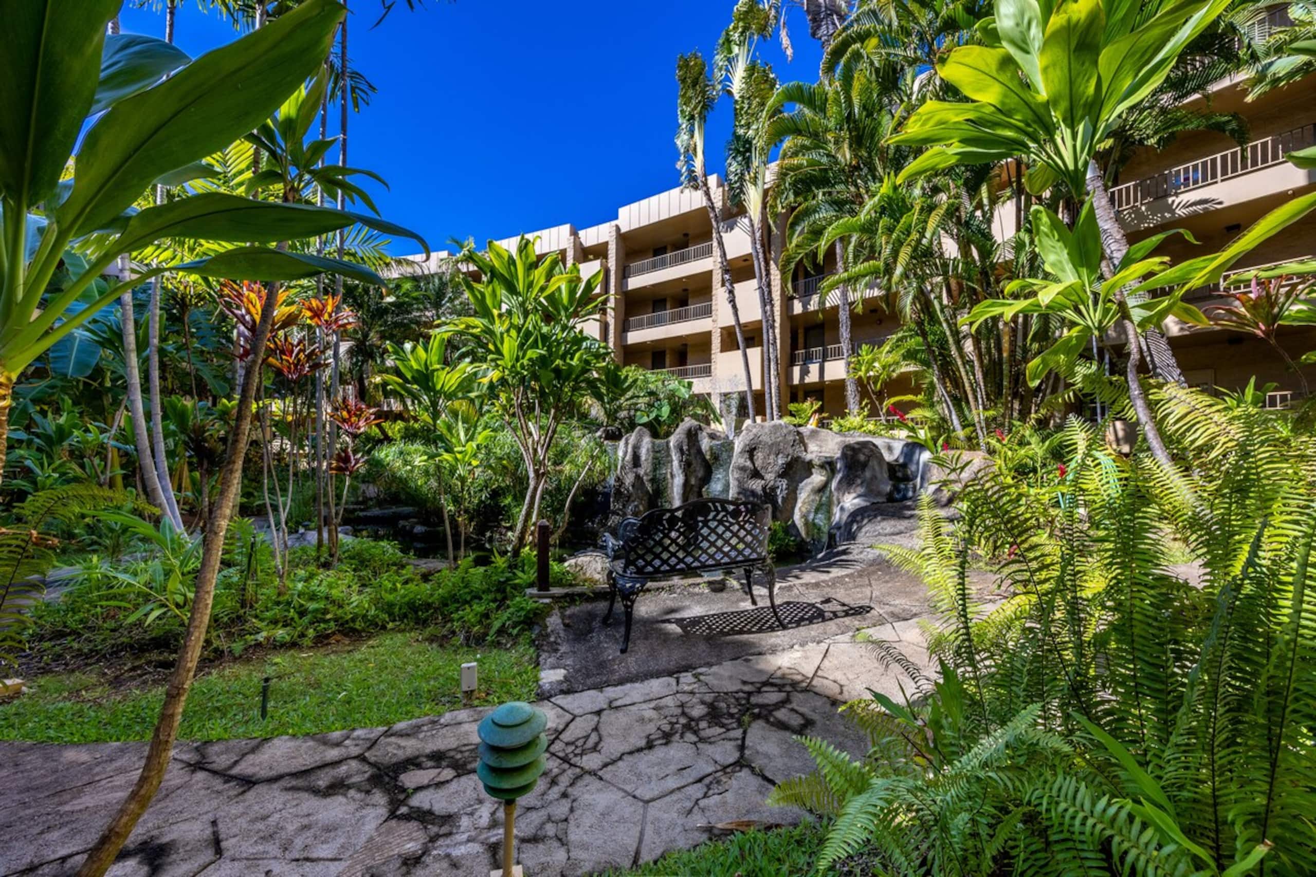 Perfect Romantic Getaway - Right on the Ocean - Photo 8