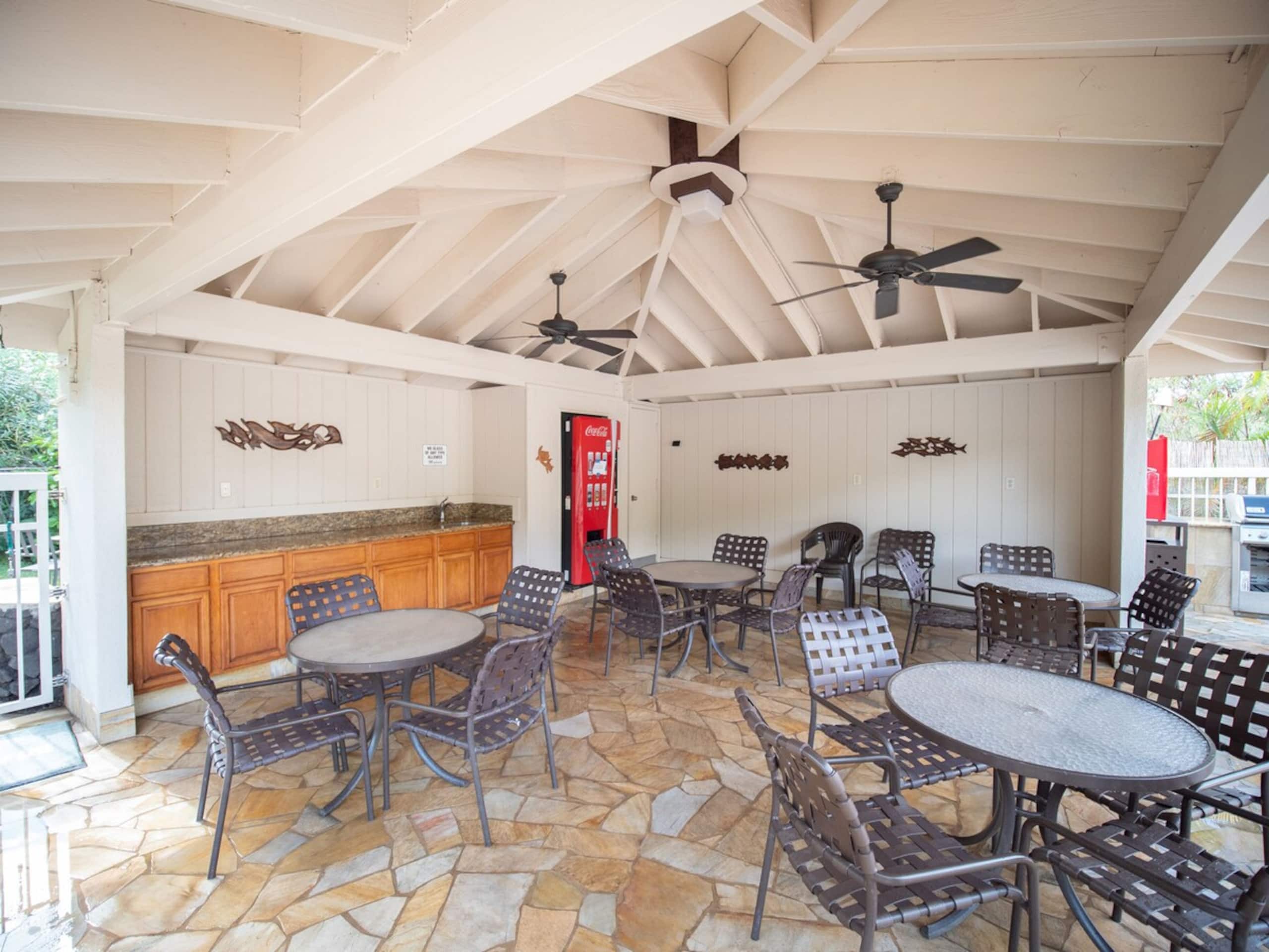 Maui Banyan Closest to the Beach! A201 Kihei - Photo 52