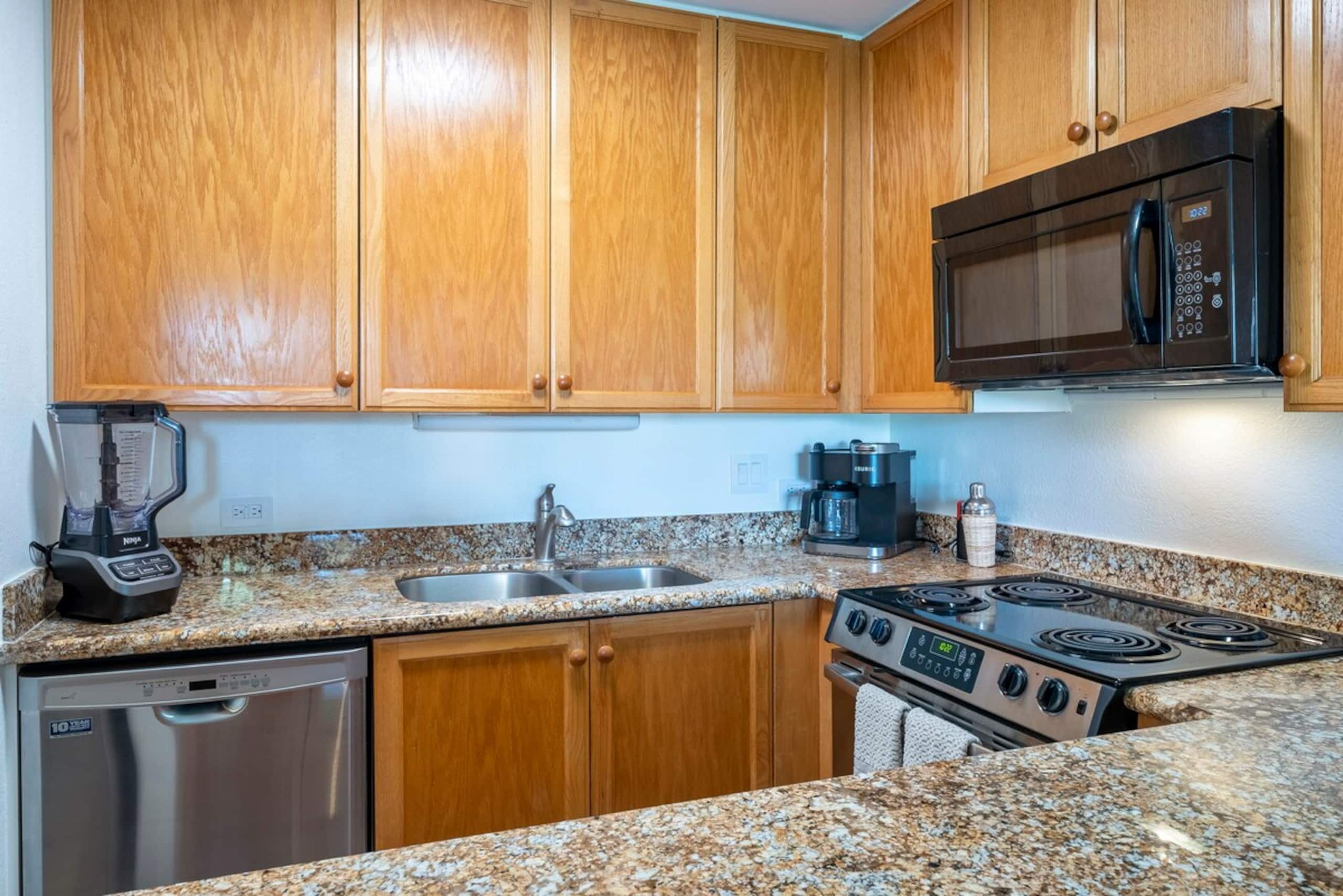 Kamaole Sands - AC - King Bed - Ocean View - Photo 10