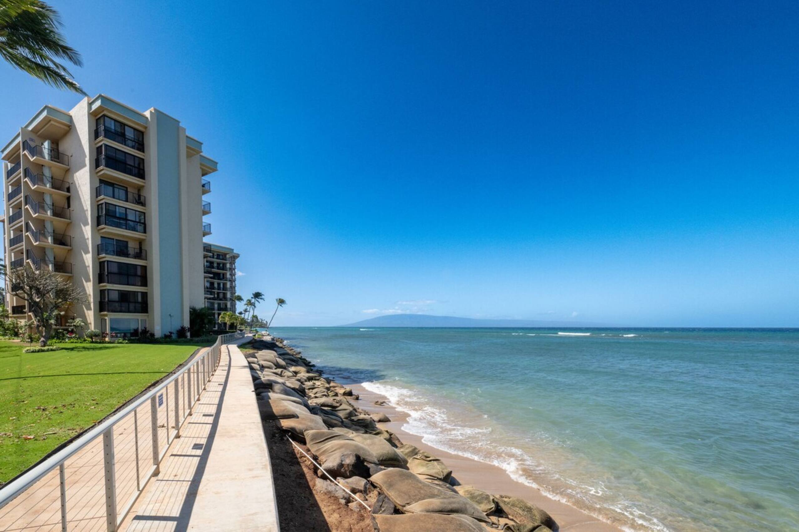 Island-Inspired 2BD Oceanfront Quam Properties - Photo 32