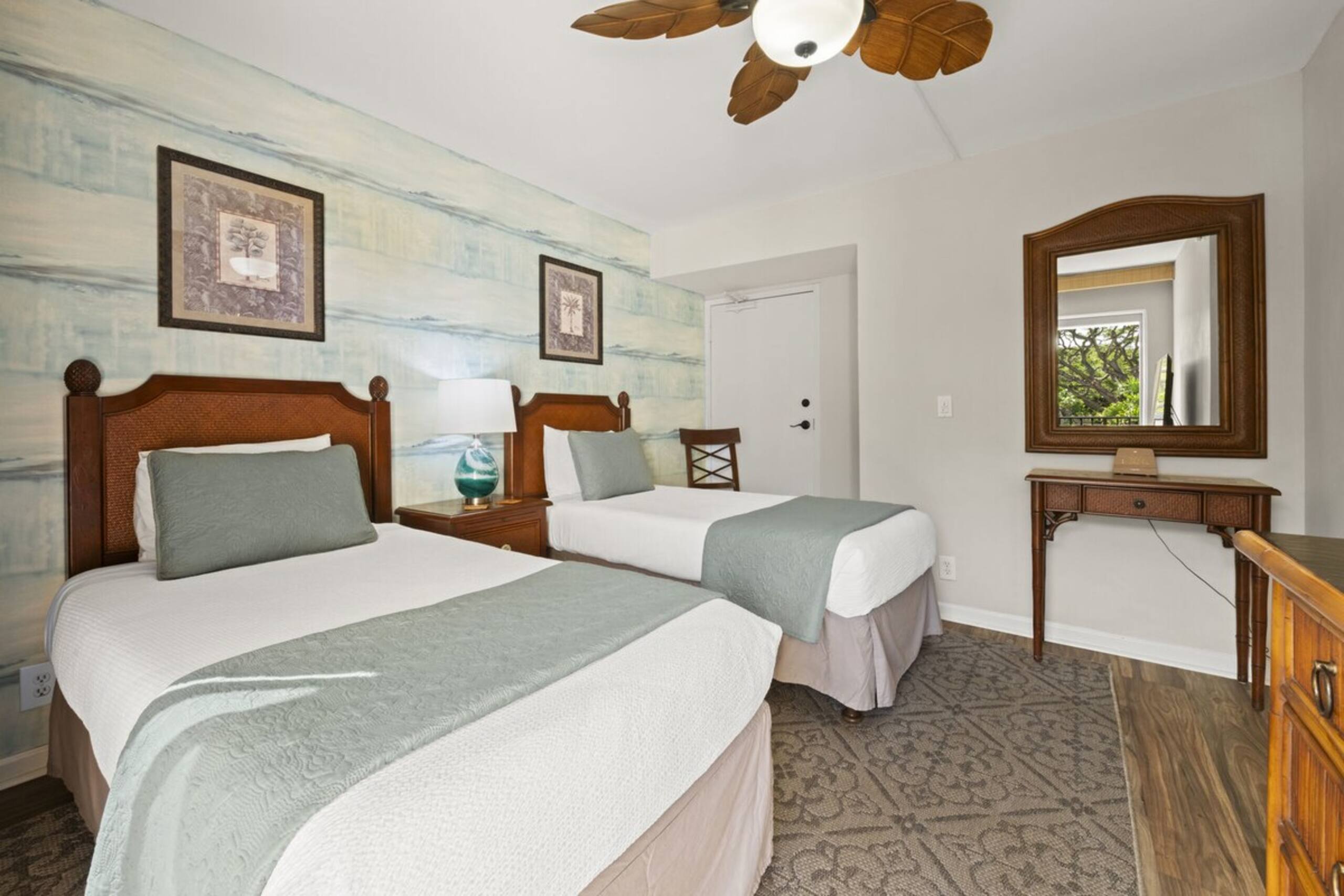 Island-Inspired 2BD Oceanfront Quam Properties - Photo 24