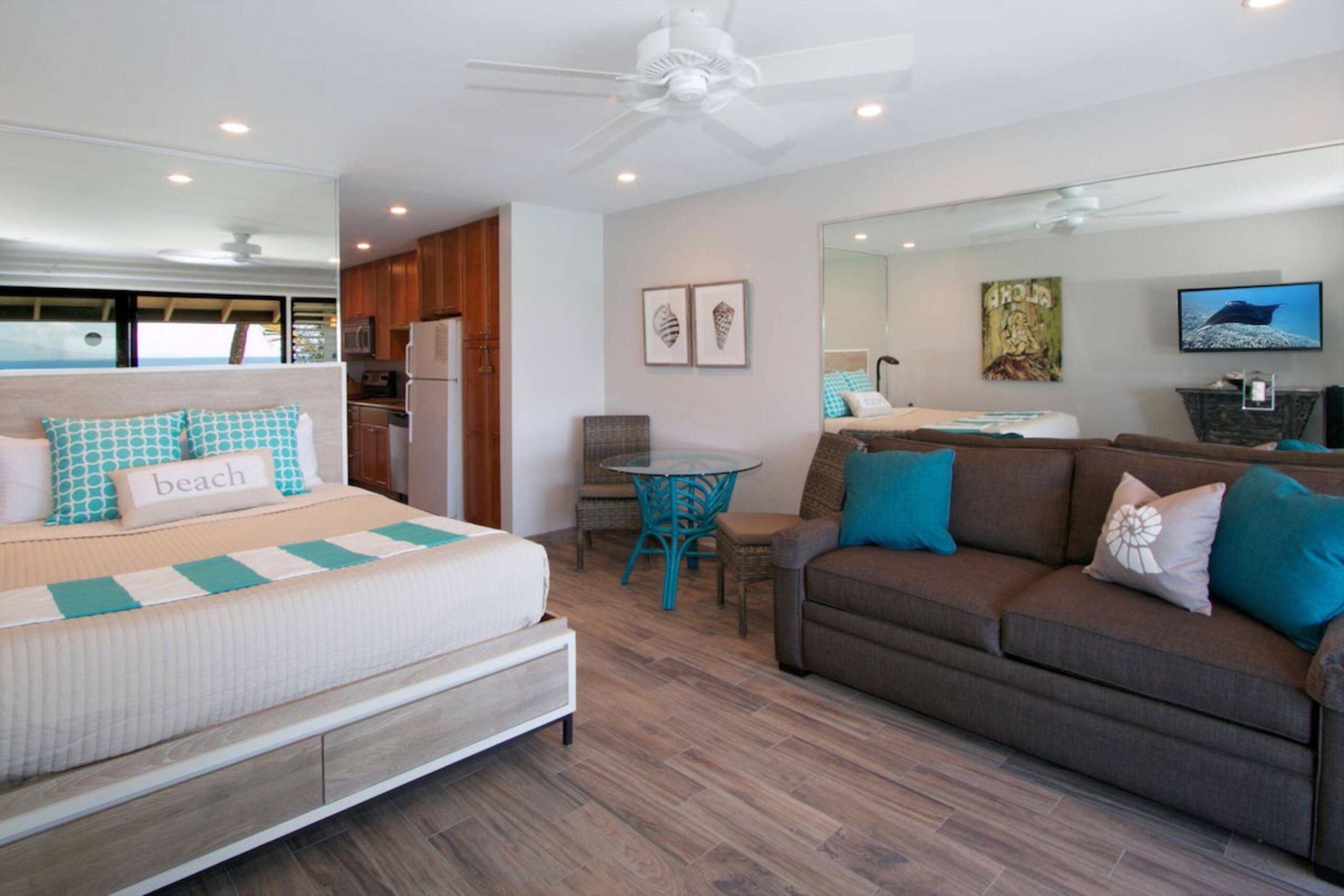 180* Oceanfront View w/ AC! Remodel+2Pools+Clean - Photo 4
