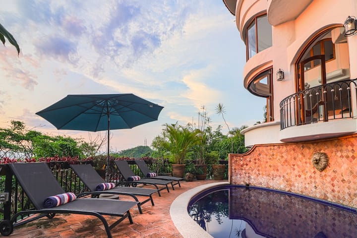 Alta Vista Luxury Villa & Sunset Views - Puerto Vallarta