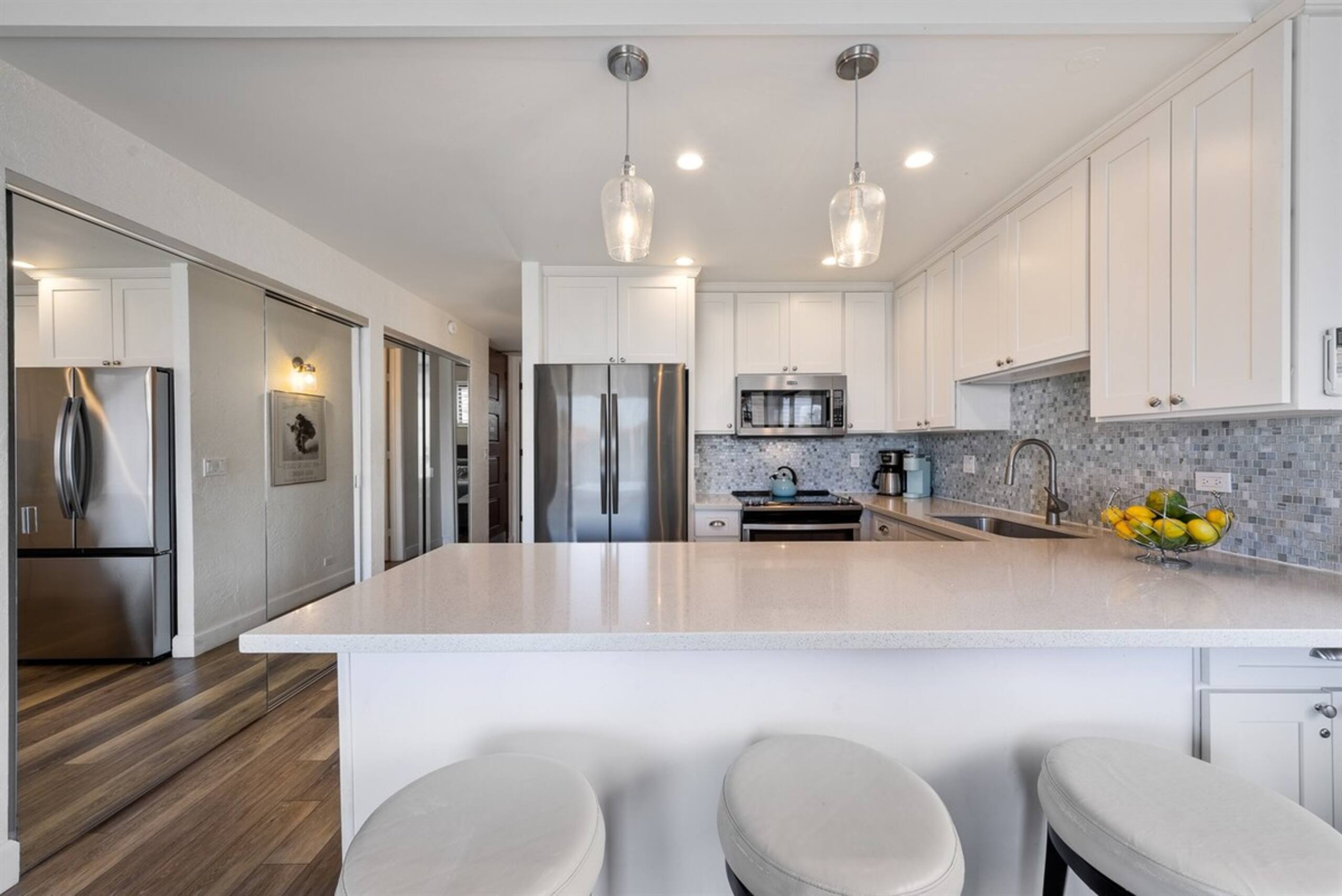 Stunning Reno, Amazing Ocean View - Photo 8