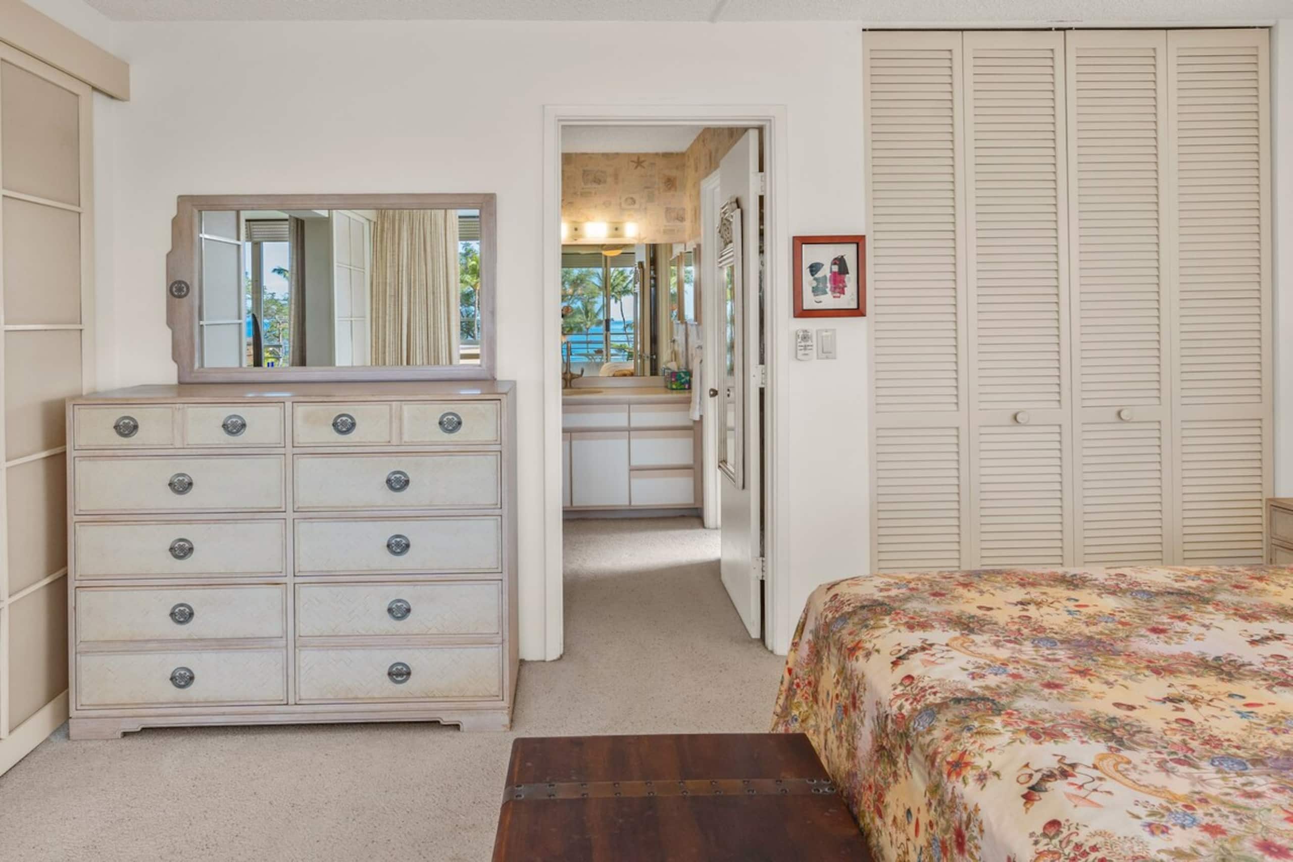 Ocean View, Steps to Beach, Full Kitchen, KBR312 - Photo 2