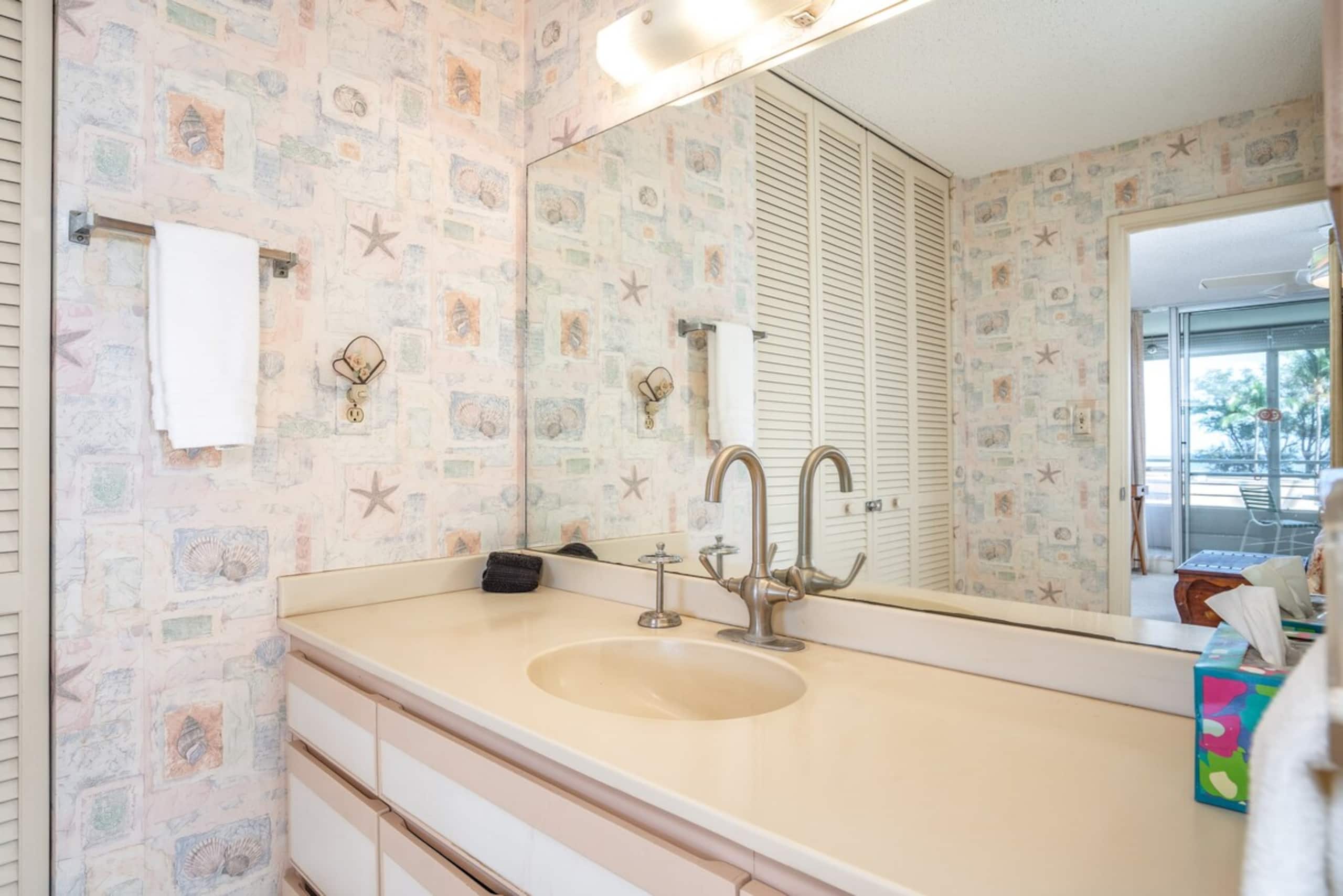 Ocean View, Steps to Beach, Full Kitchen, KBR312 - Photo 22