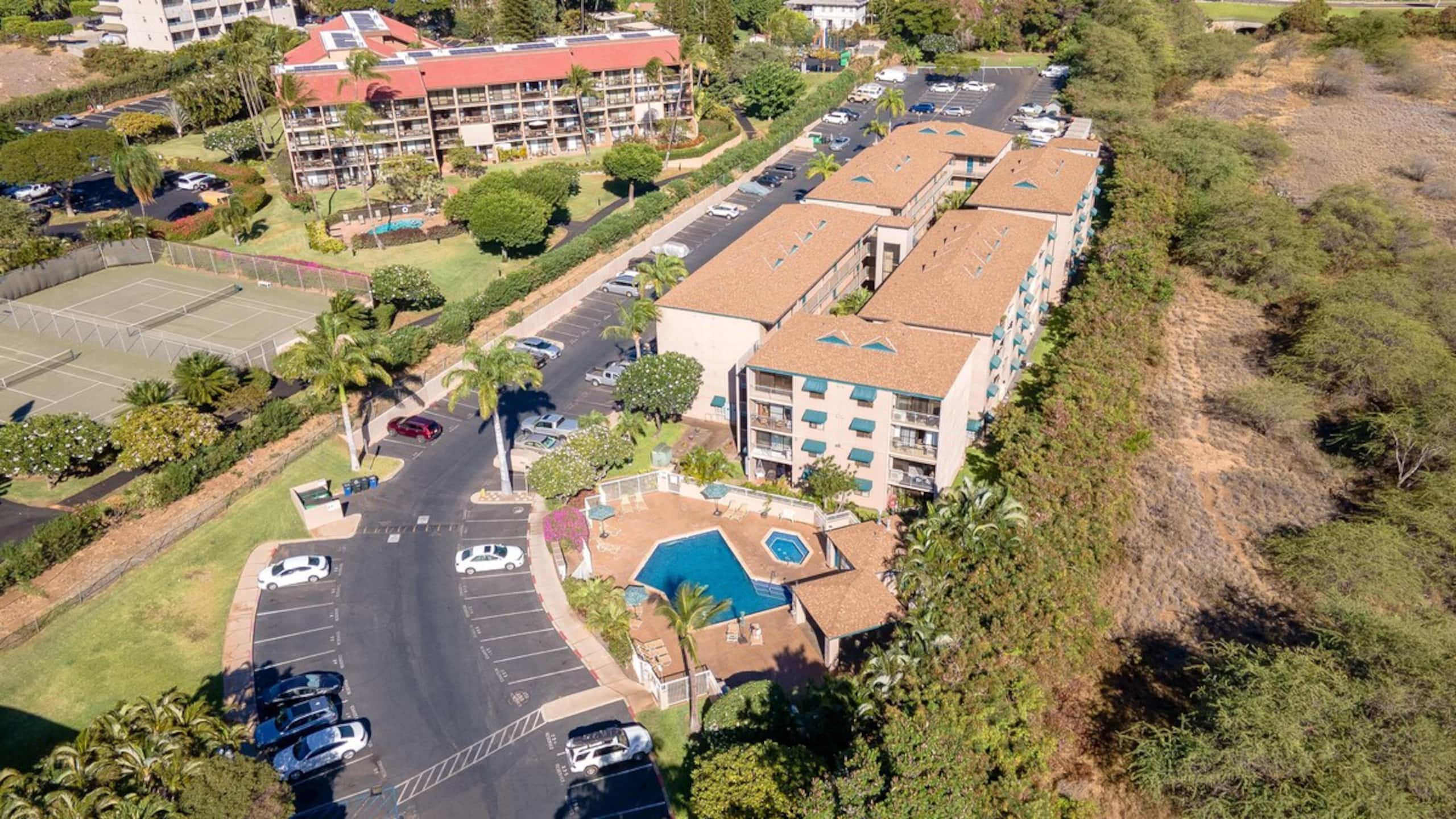 Wailea/Kihei 2Bed 2bath, Beach Shops steps away - Photo 18