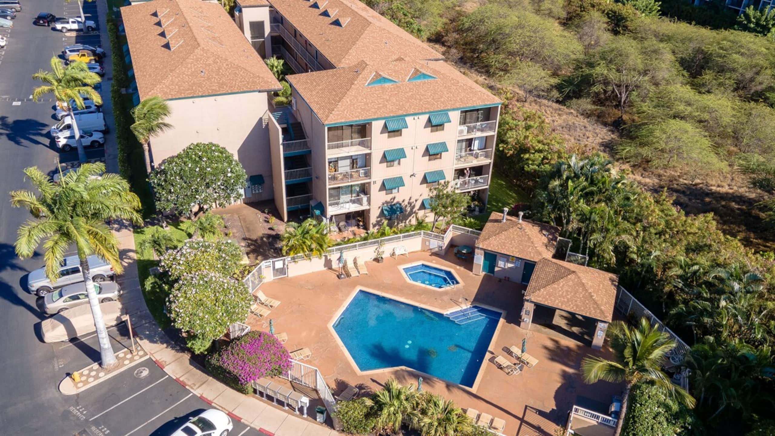 Wailea/Kihei 2Bed 2bath, Beach Shops steps away - Photo 13