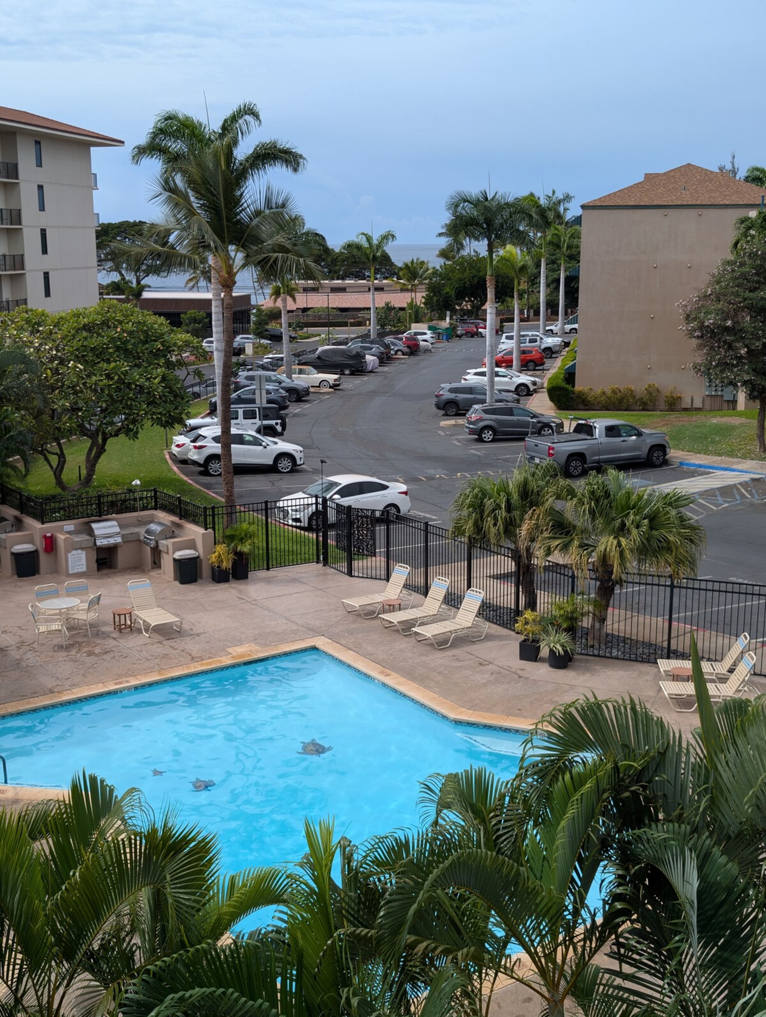 3 Bed 3 Bath condo 1/2 block Beach - Photo 41