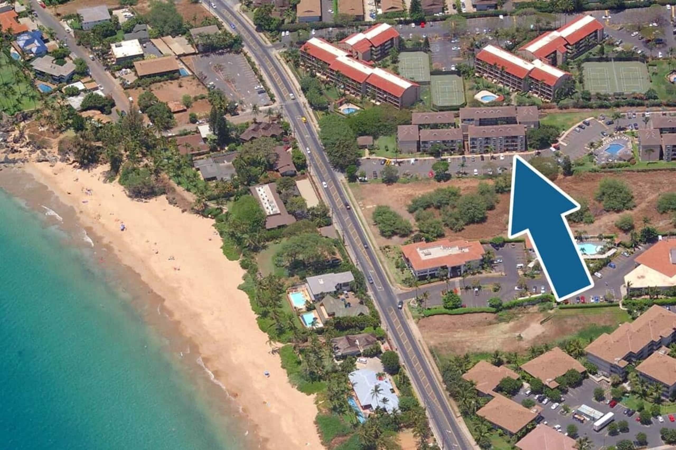 3 Bed 3 Bath condo 1/2 block Beach - Photo 46