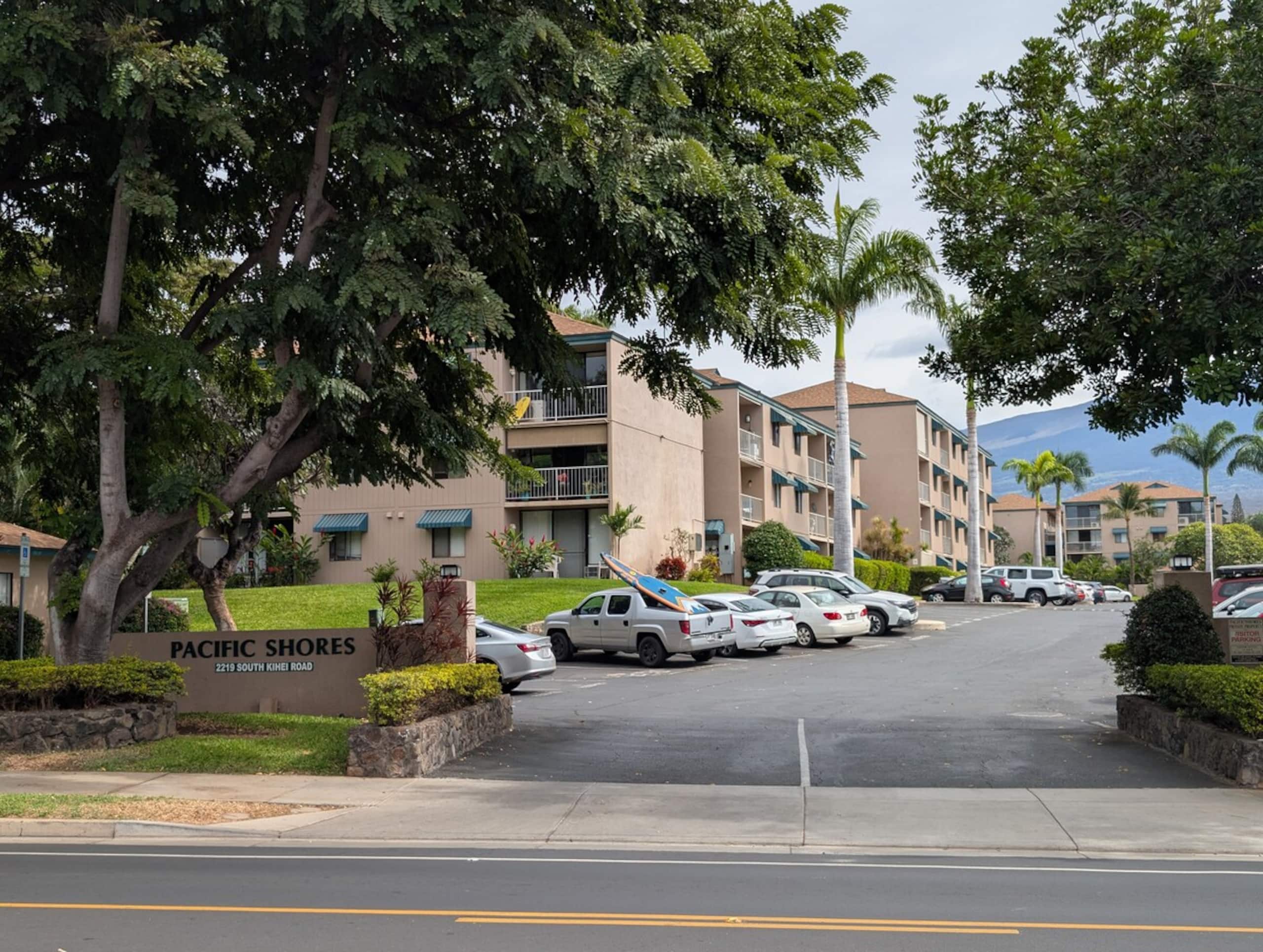 3 Bed 3 Bath condo 1/2 block Beach - Photo 39