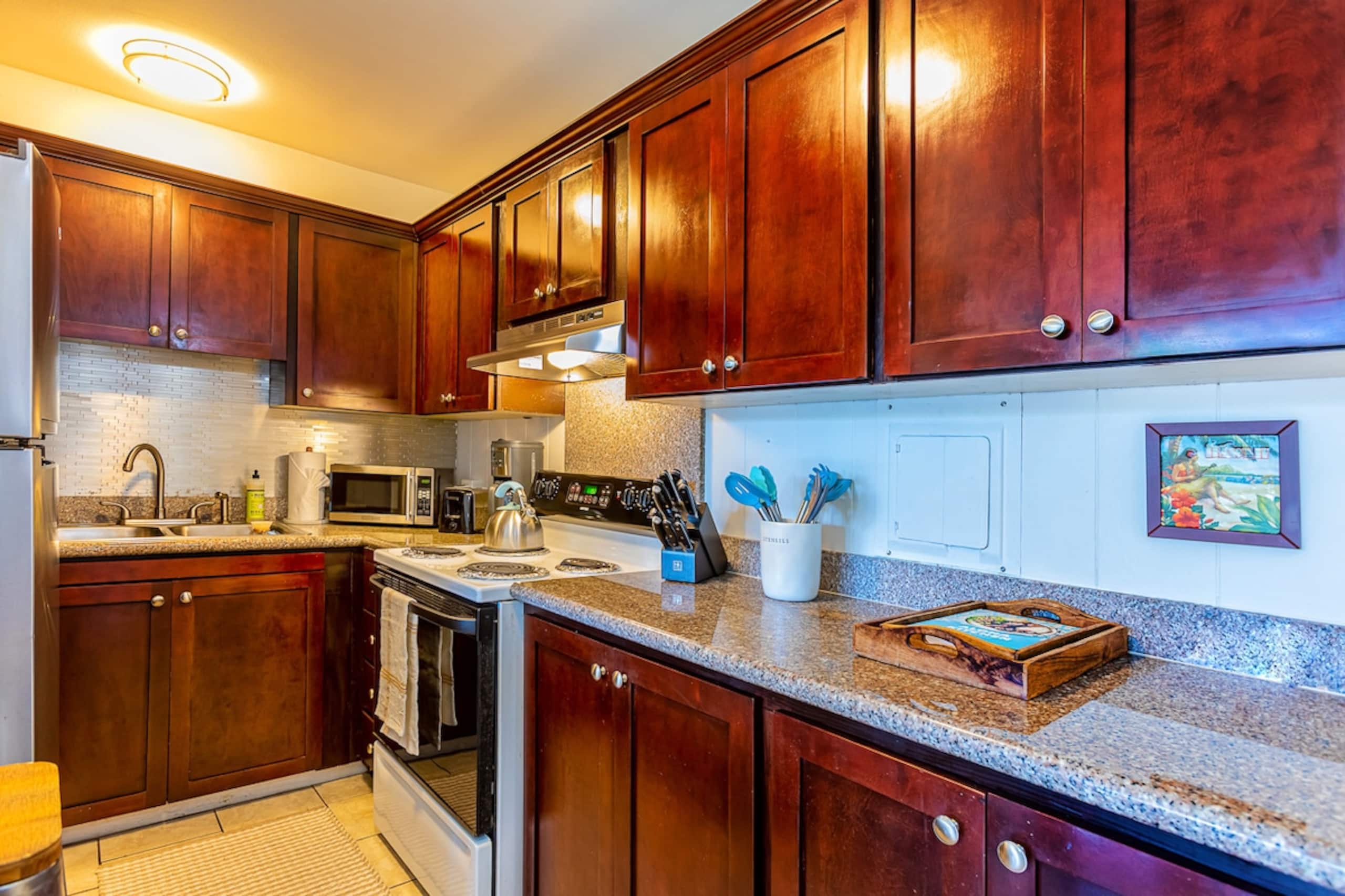 Paia Surf Condo - Photo 12