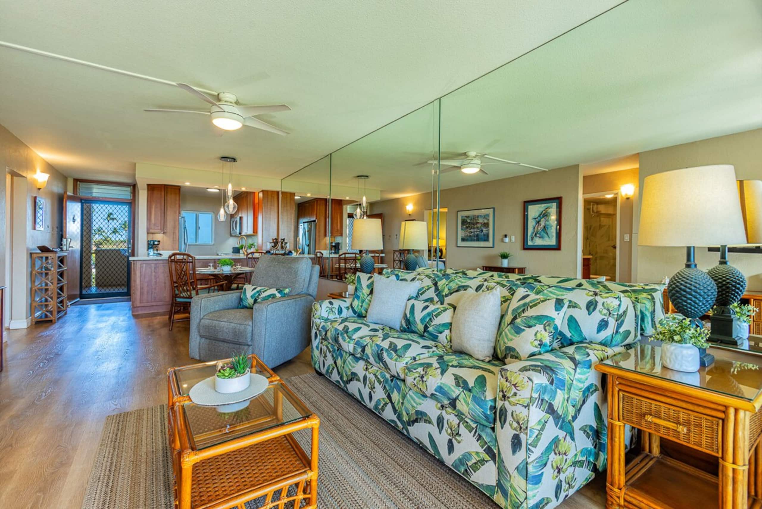 Oceanfront 2BR Kihei condo w/ sunset views - Photo 16