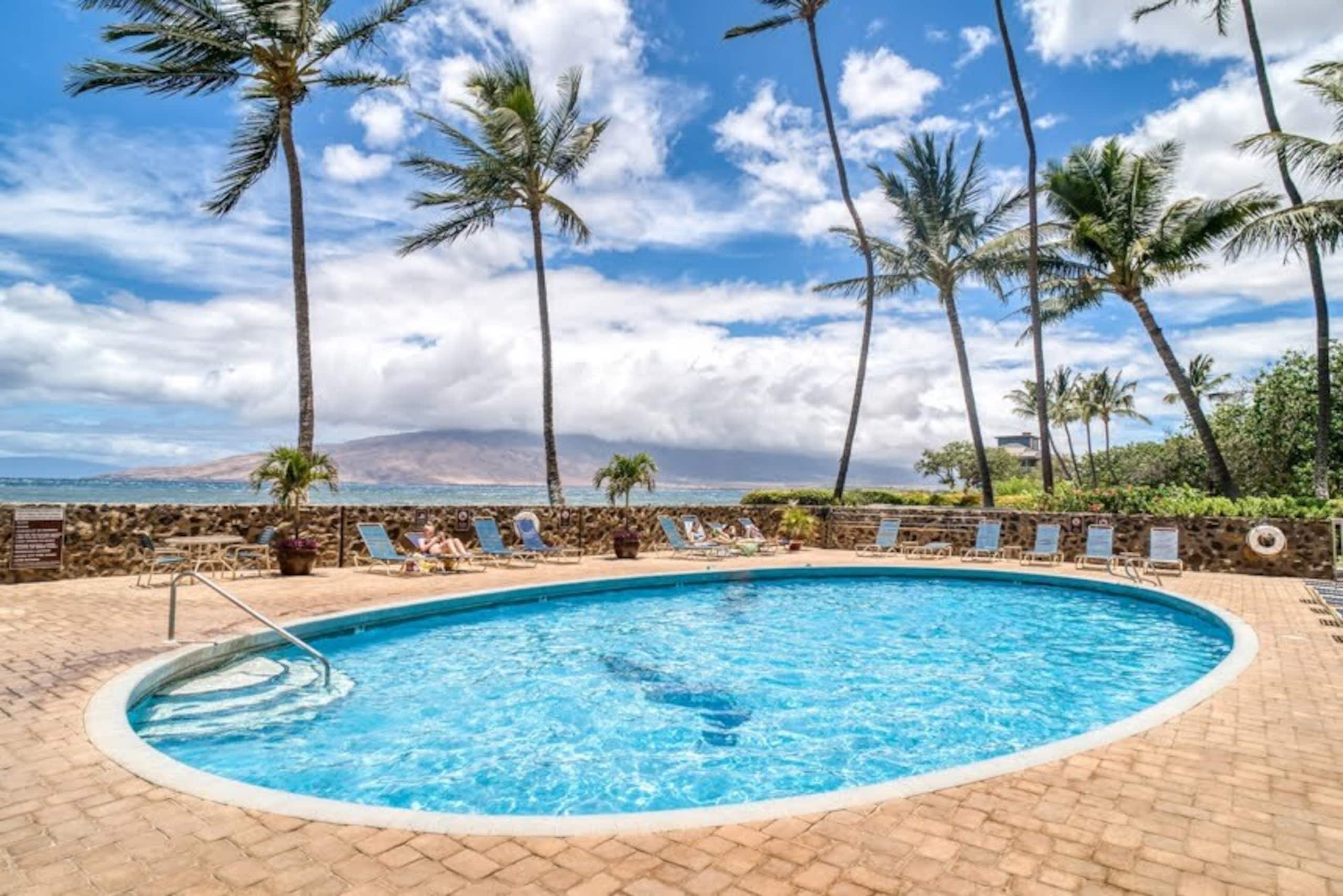Oceanfront 2BR Kihei condo w/ sunset views - Photo 36