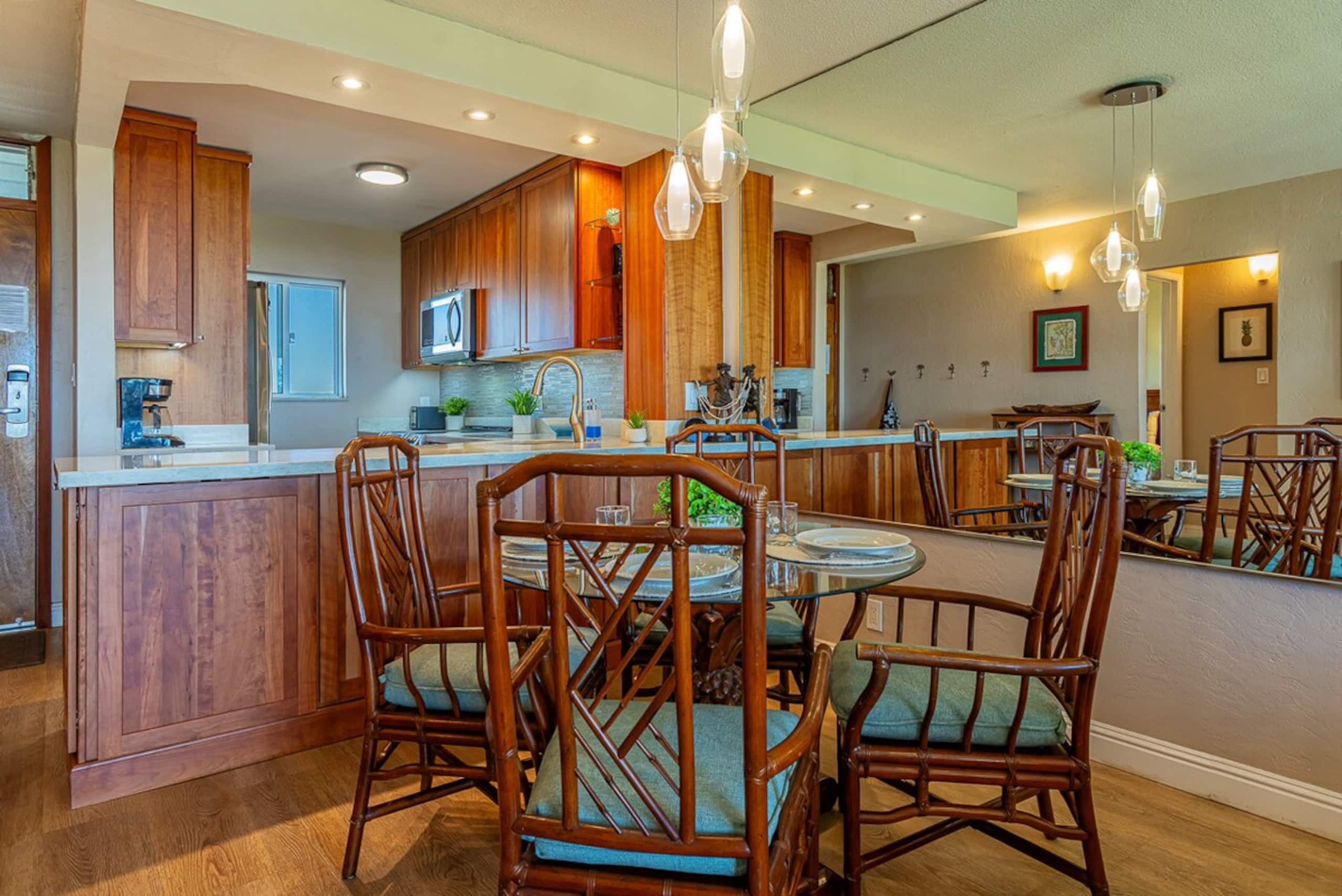 Oceanfront 2BR Kihei condo w/ sunset views - Photo 4