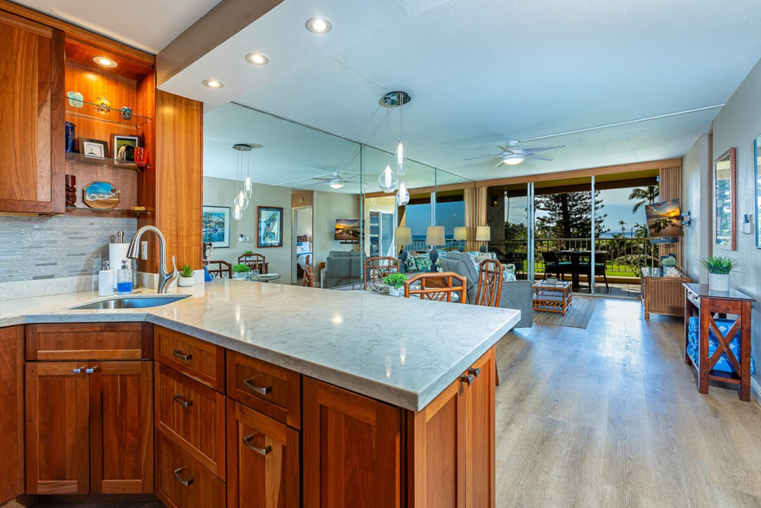 Oceanfront 2BR Kihei condo w/ sunset views - Photo 25