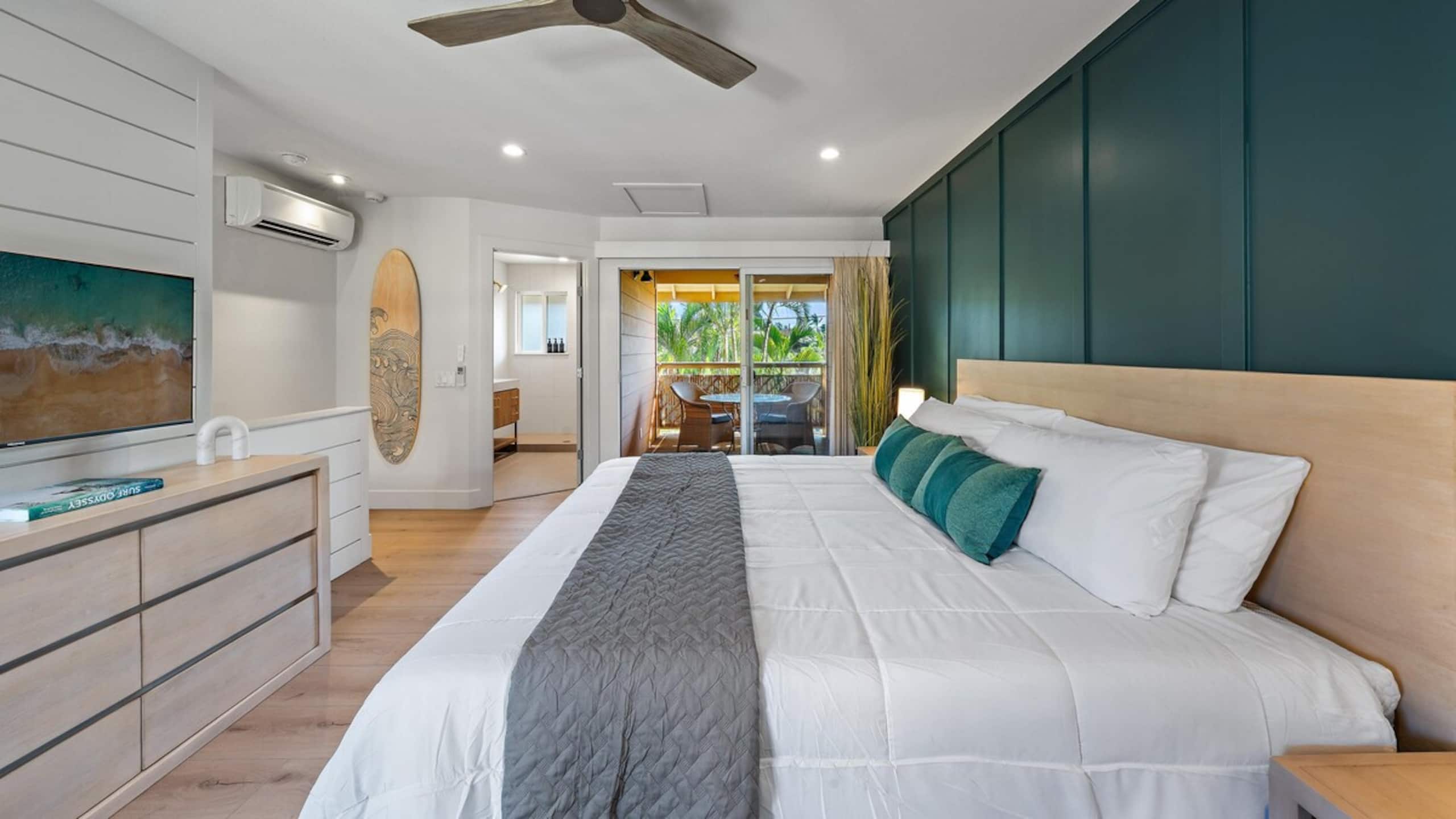 Boutique Beachside Studio I Aloha Pualani Suite 2 - Photo 7
