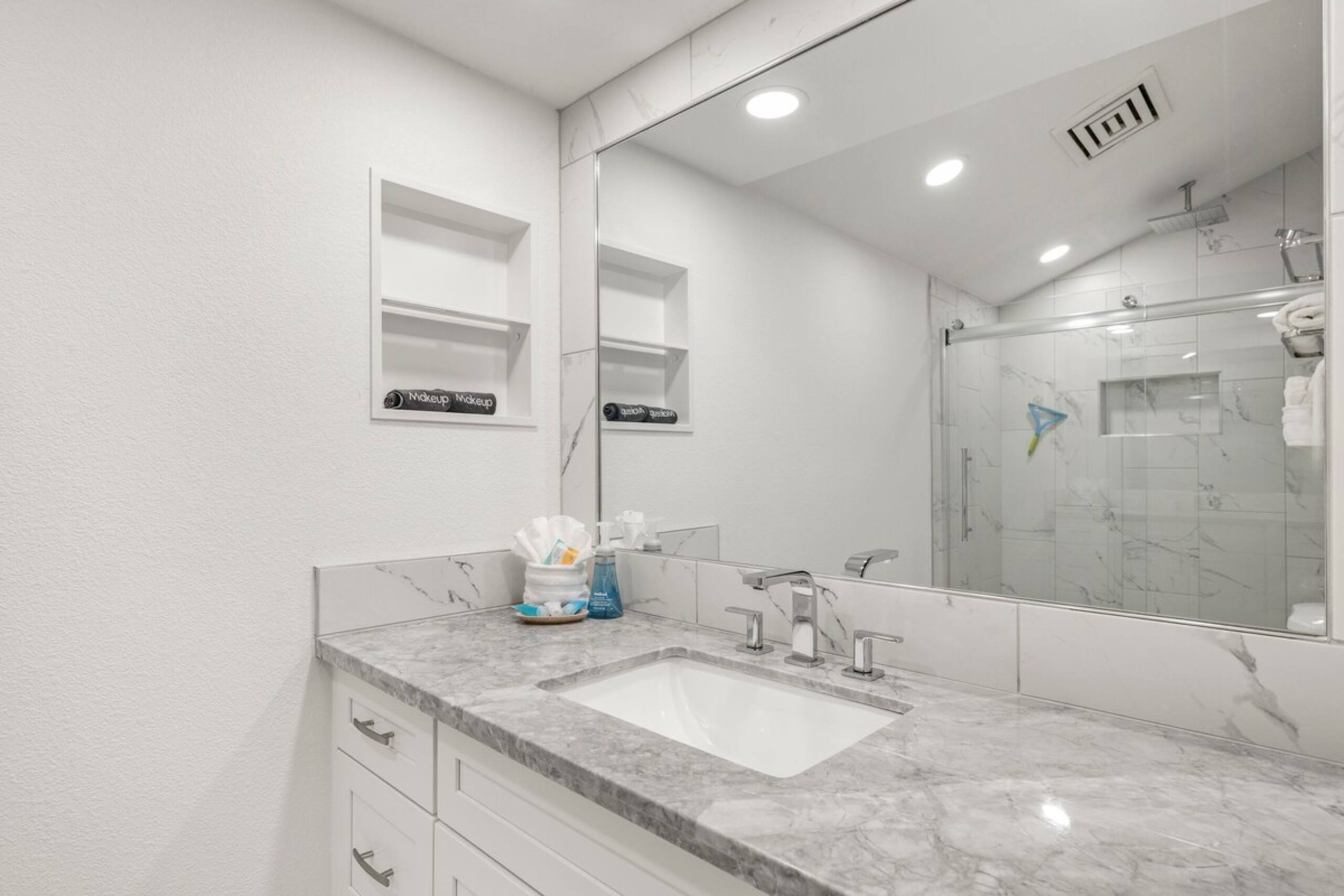 Family Friendly Loft Style Kihei Condo 2BD/2BA - Photo 31